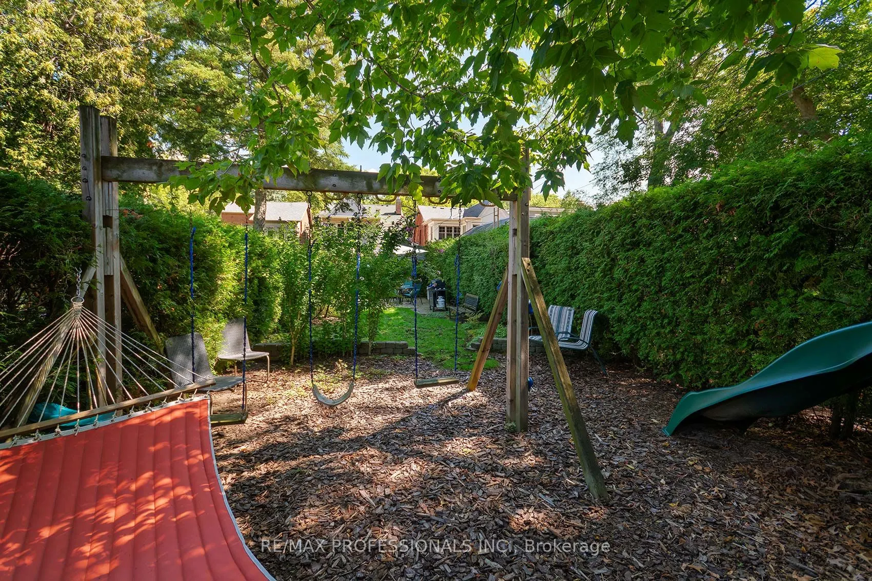 302 Armadale Avenue