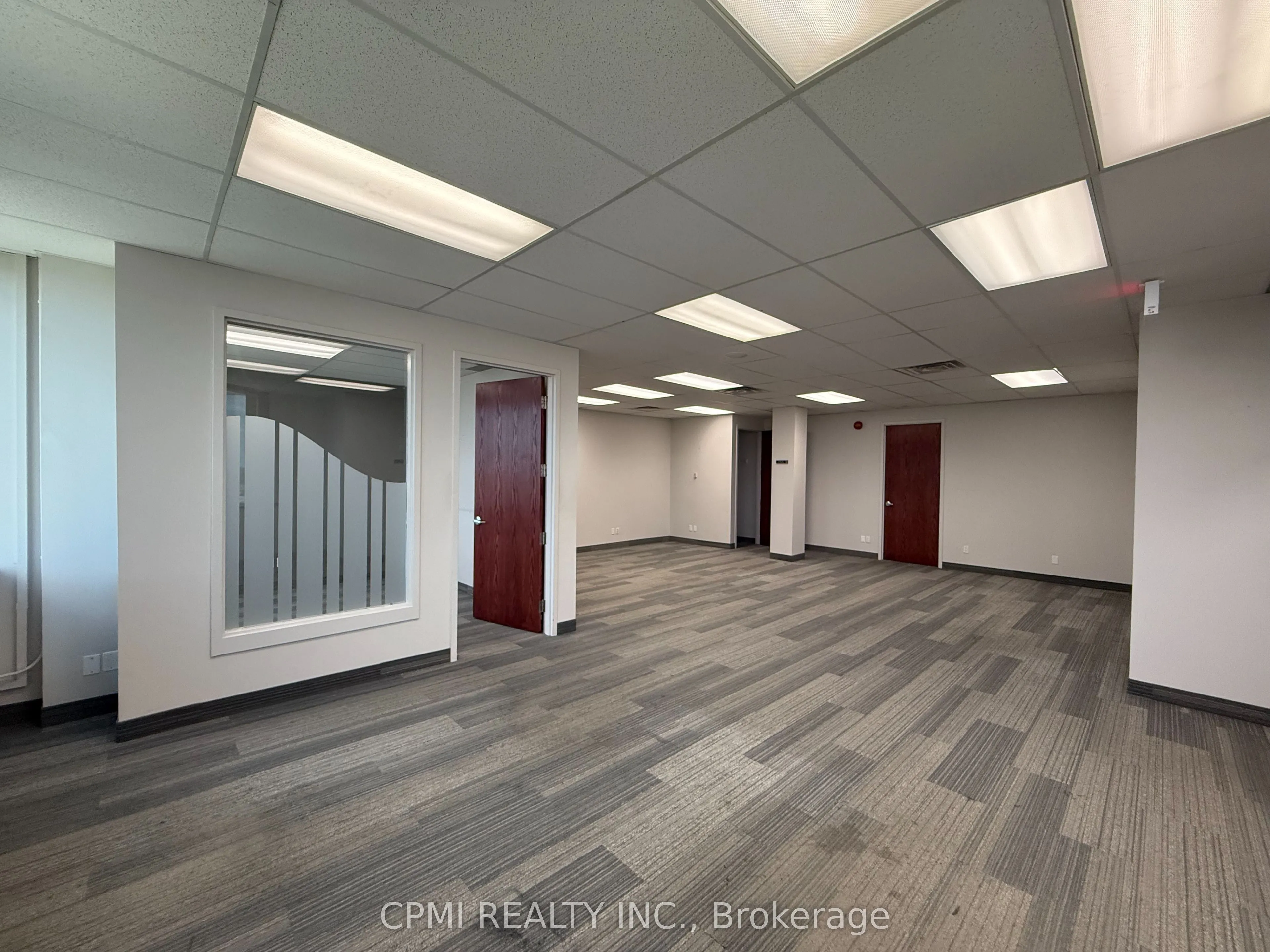 30 Eglinton Avenue Street, #812