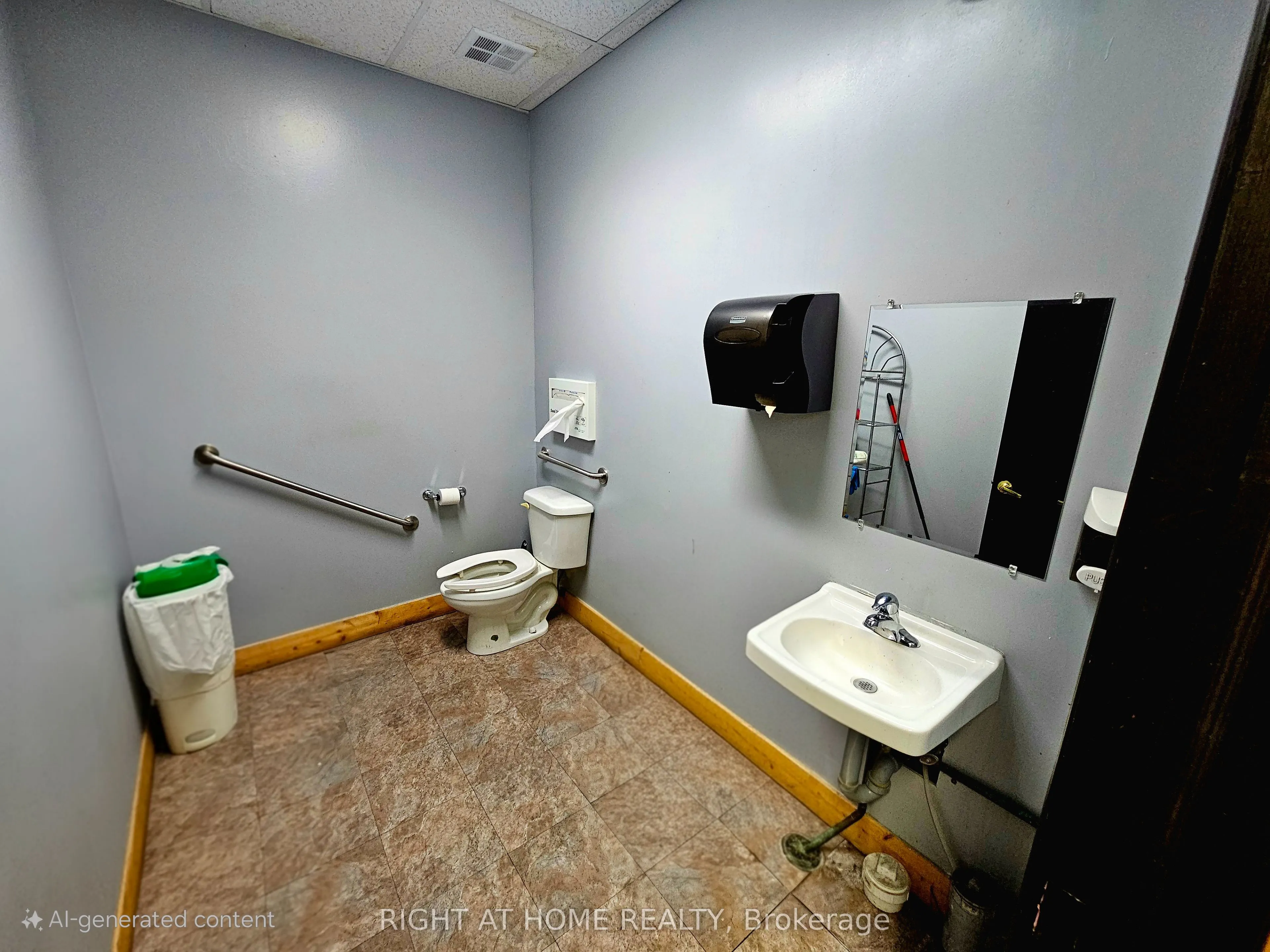 3220 Dufferin Street, #5