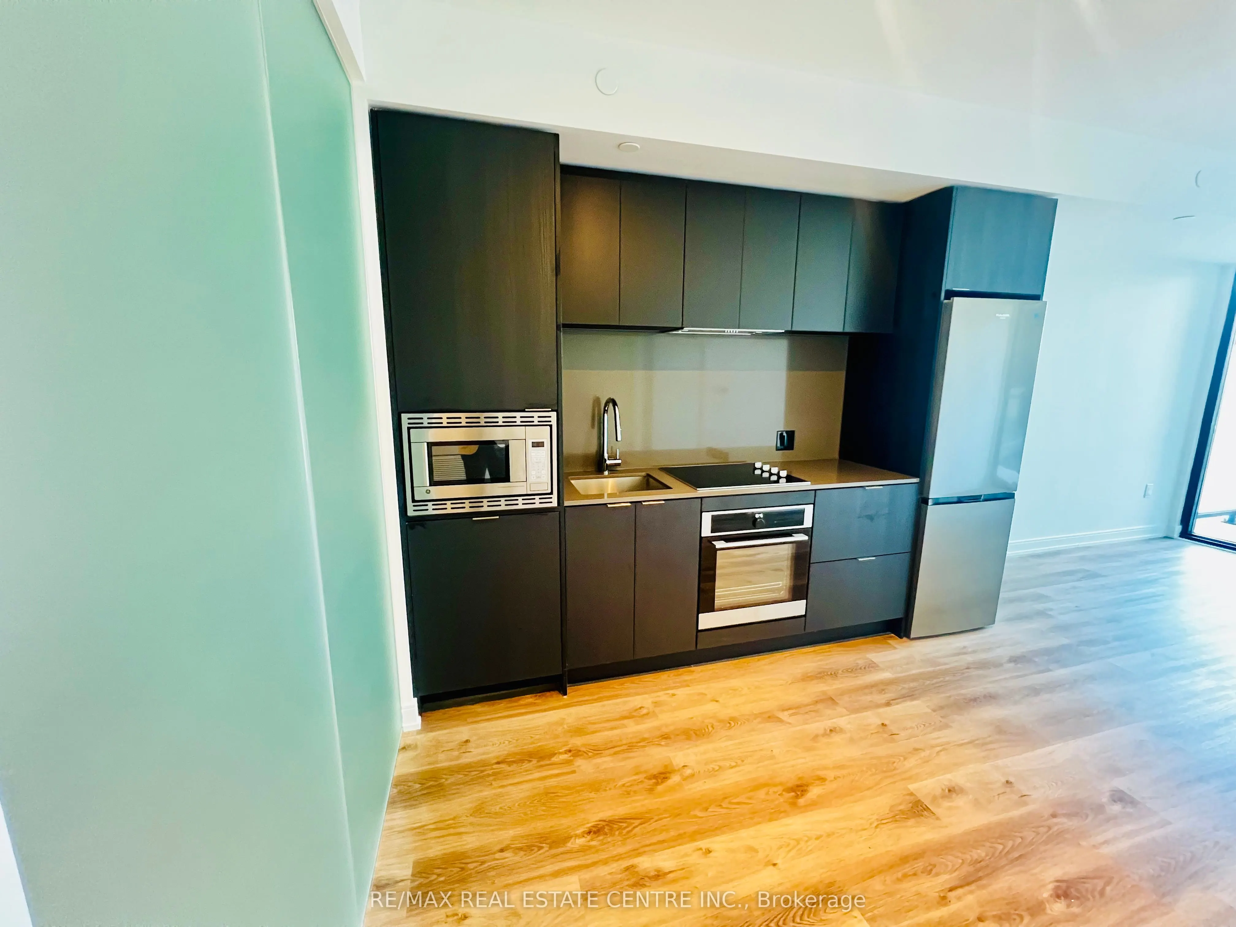 3009 Novar Road, #602