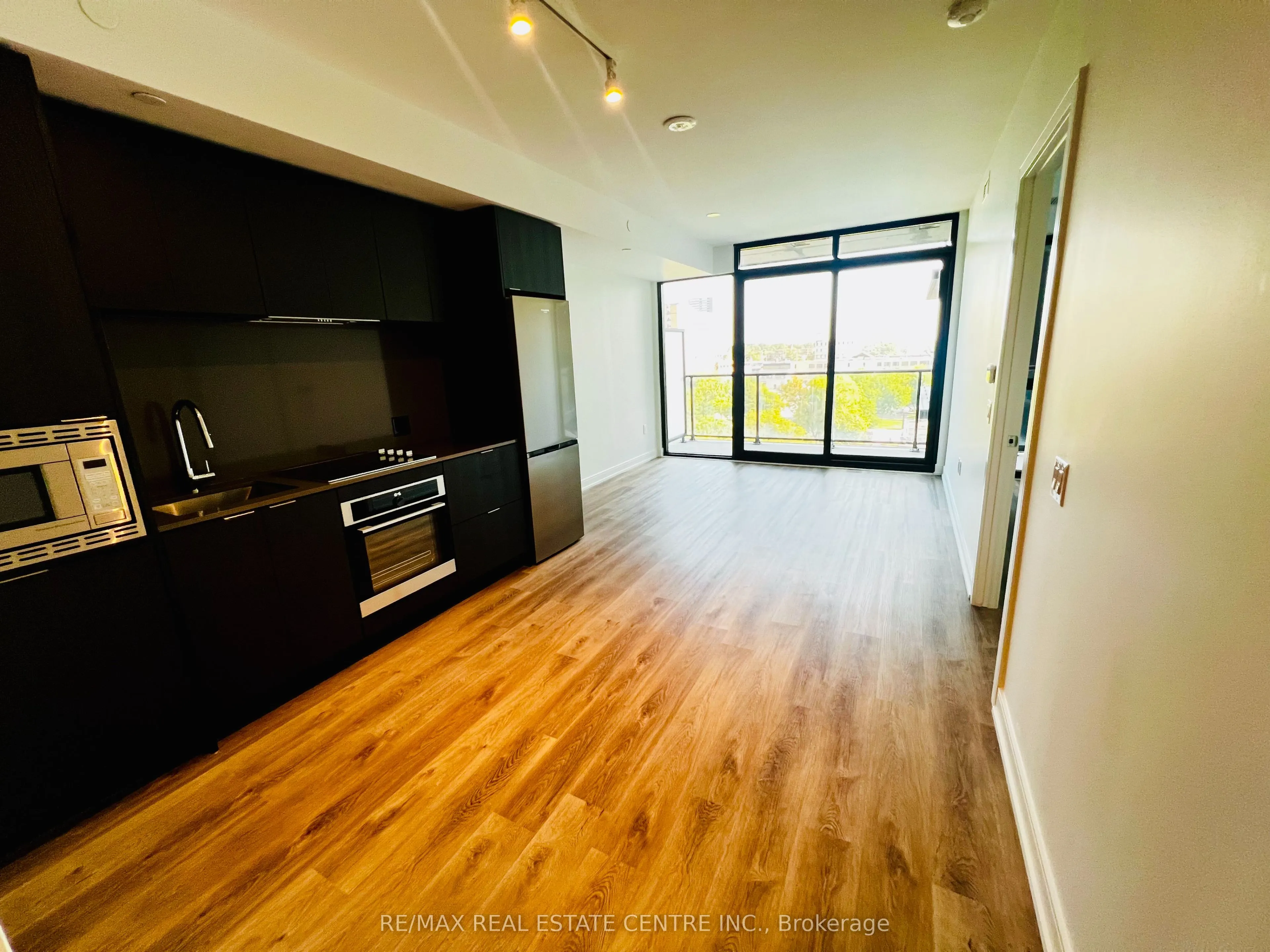 3009 Novar Road, #602