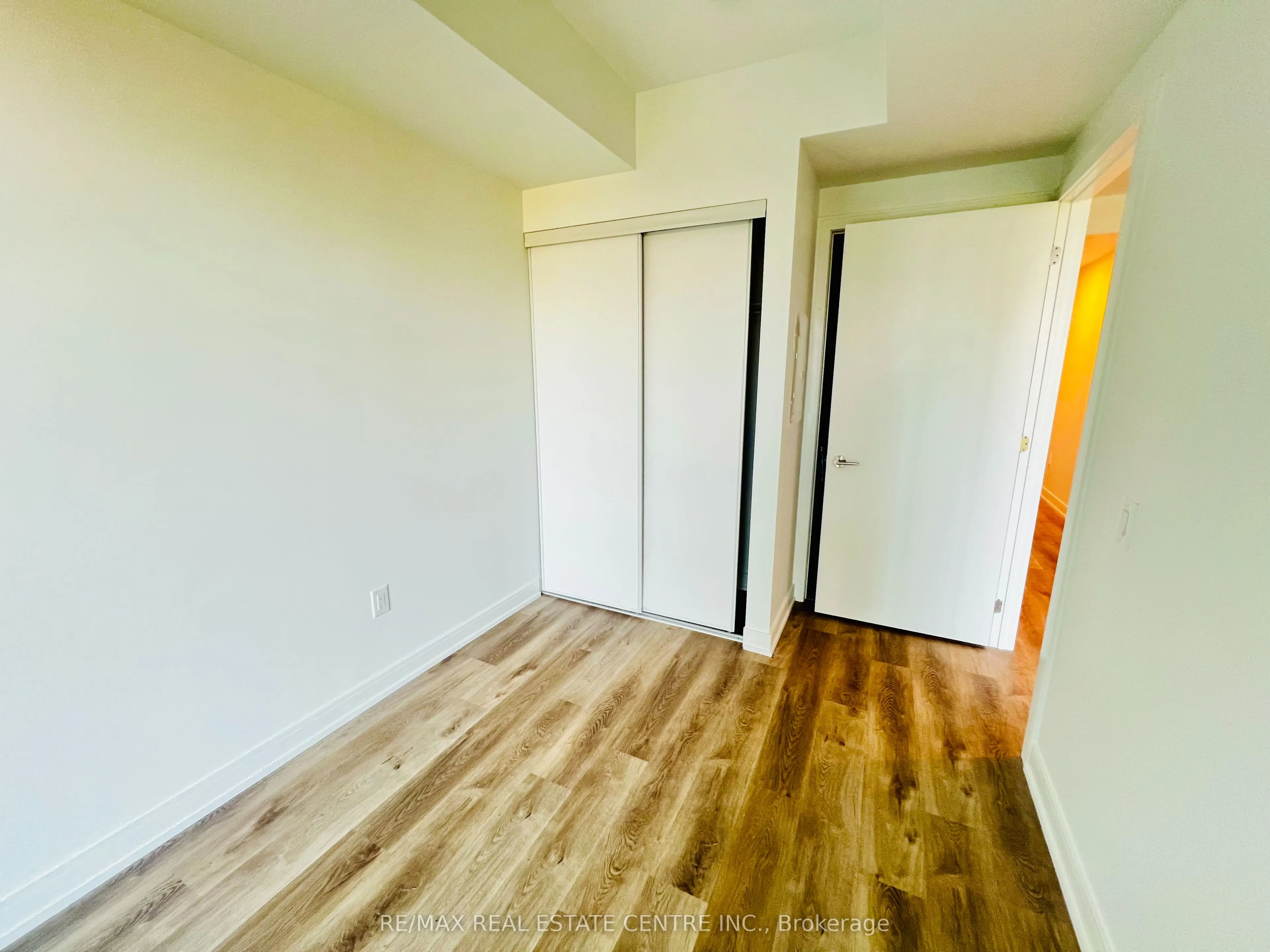 3009 Novar Road, #602