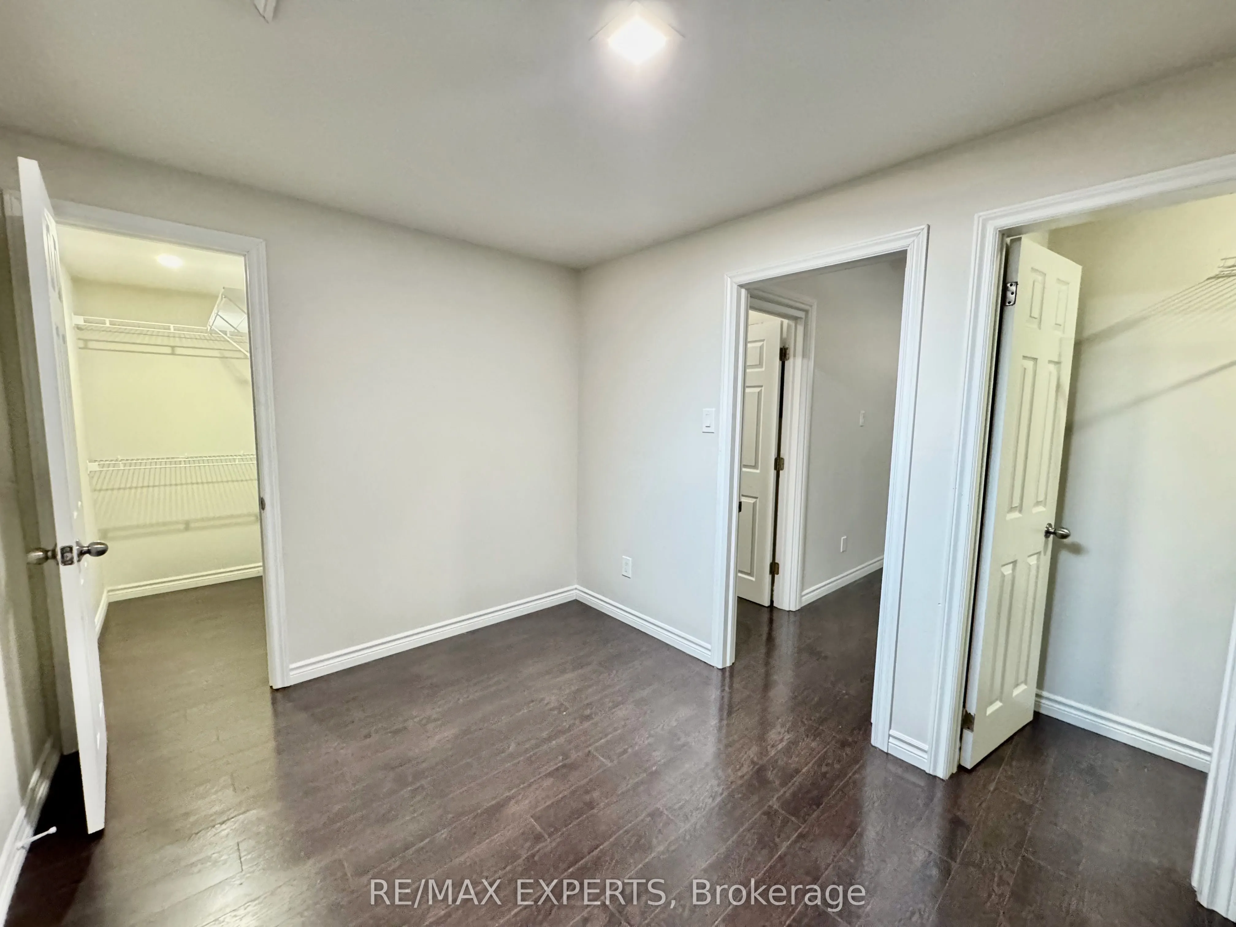 8 Main Street S, #101