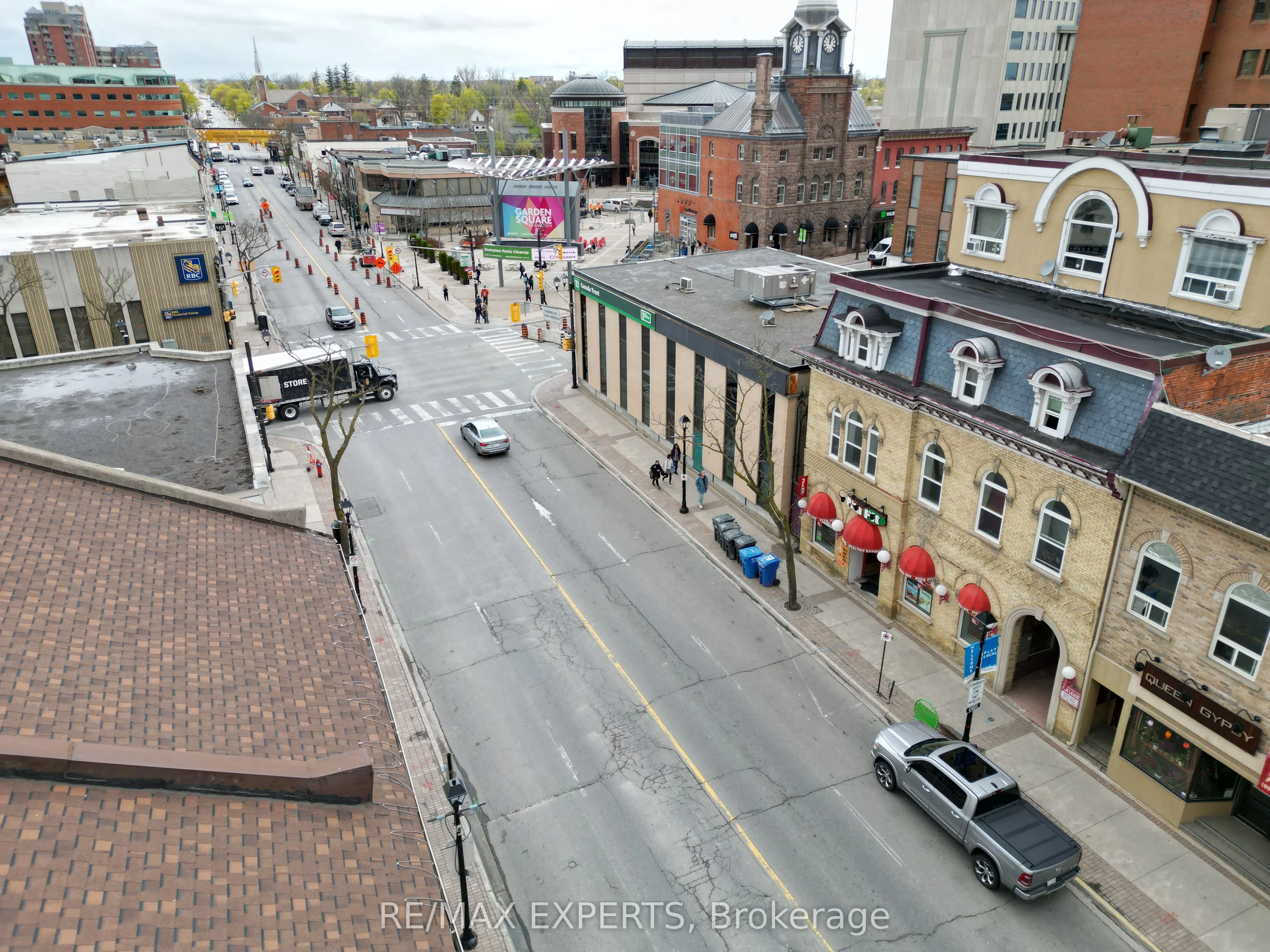 8 Main Street S, #101