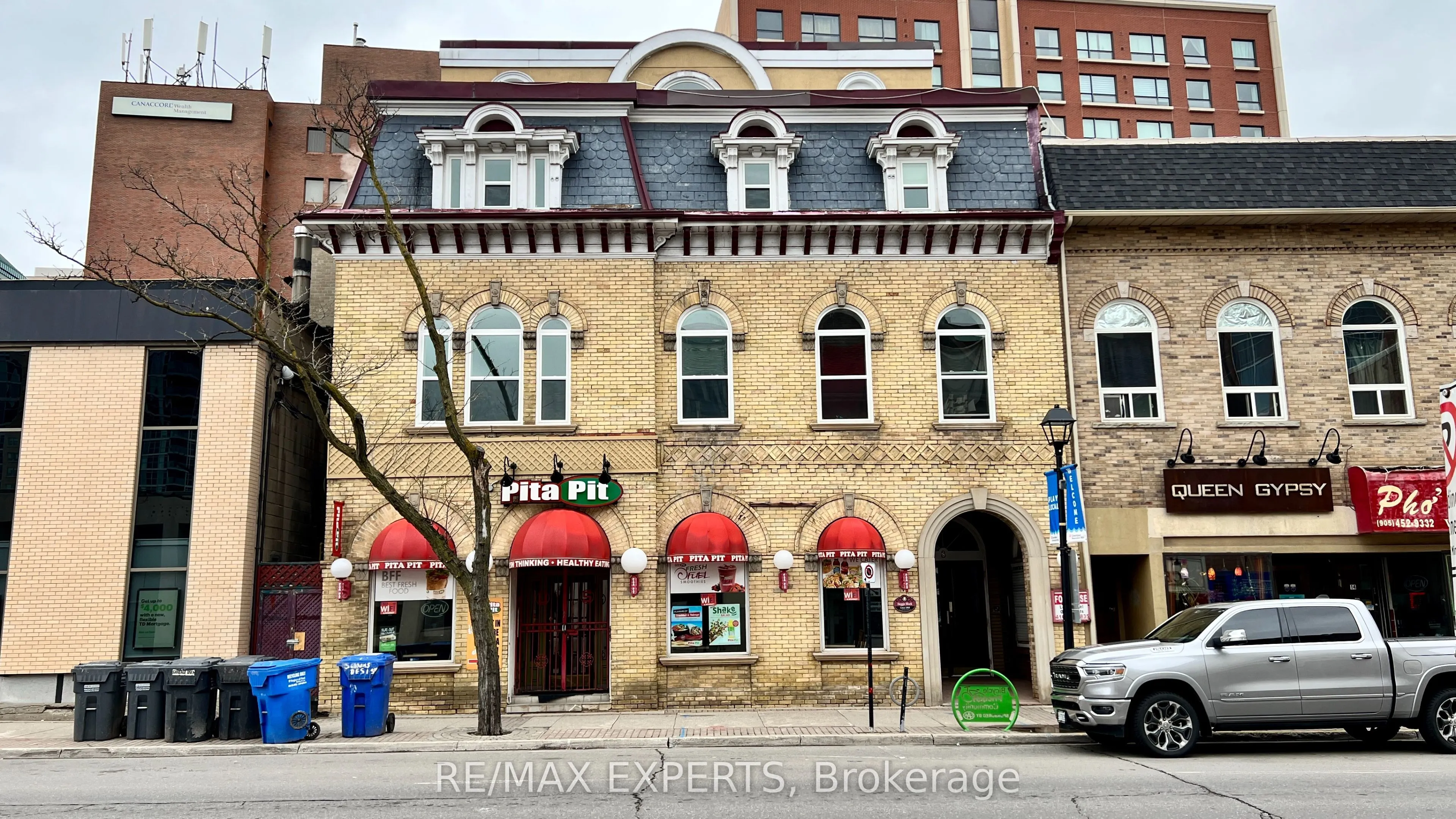 8 Main Street S, #101