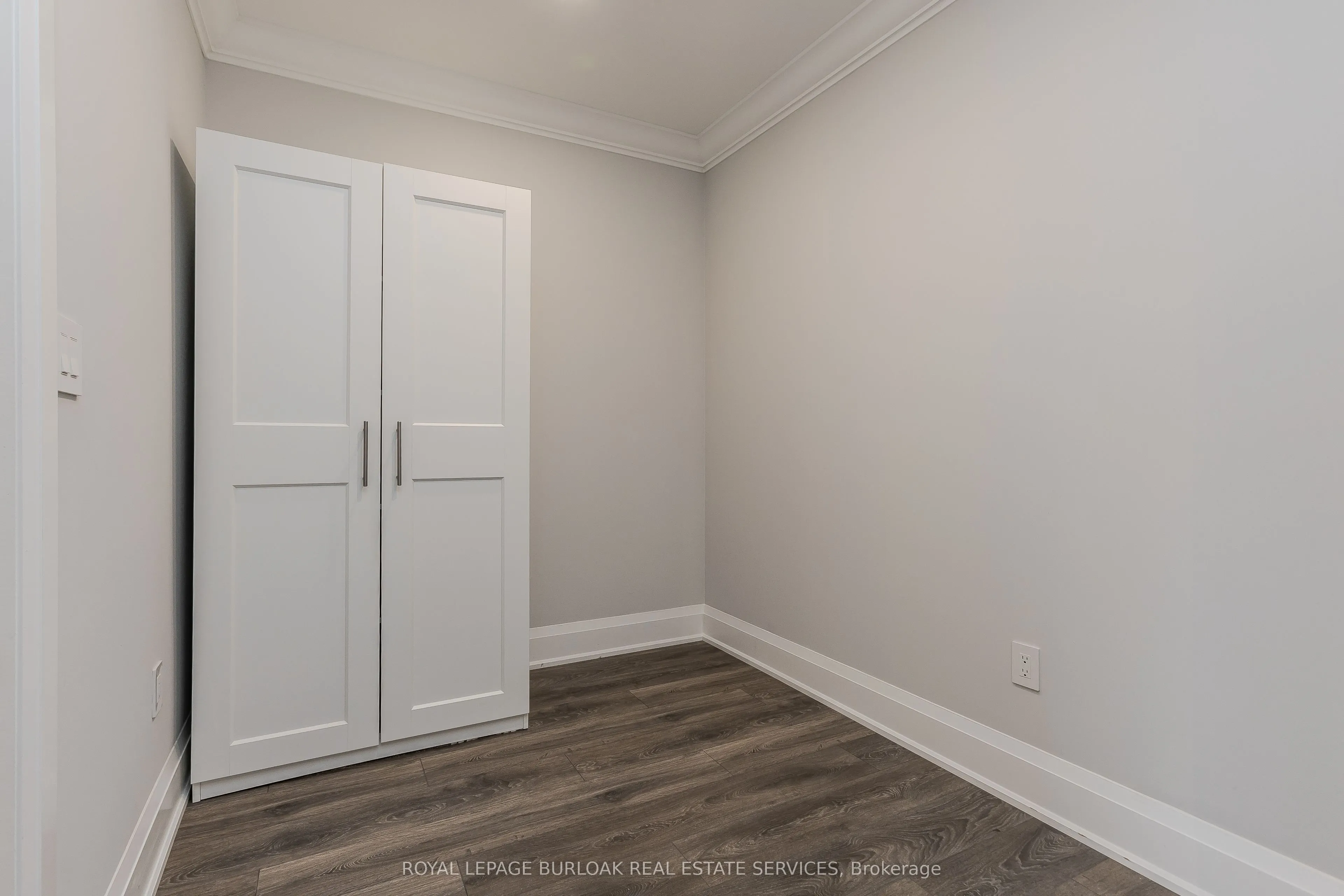 4040 Upper Middle Road, #117