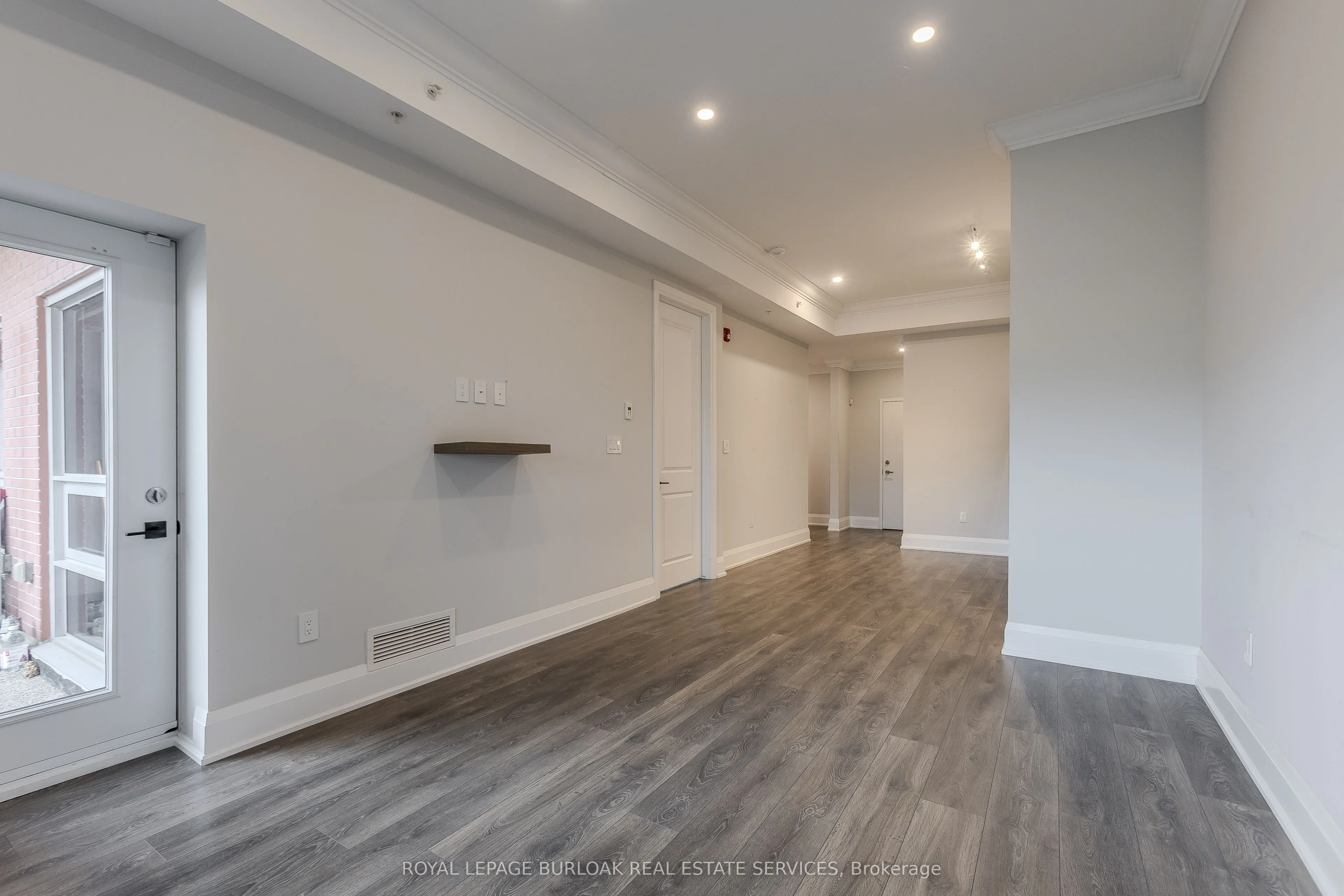 4040 Upper Middle Road, #117