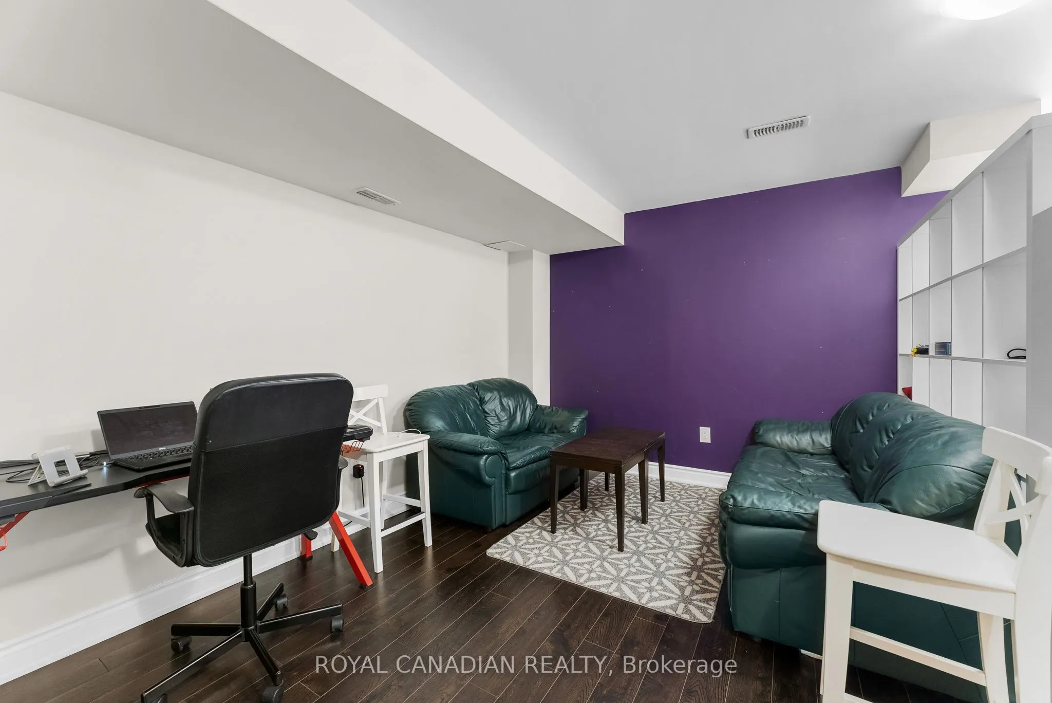 4699 Centretown Way