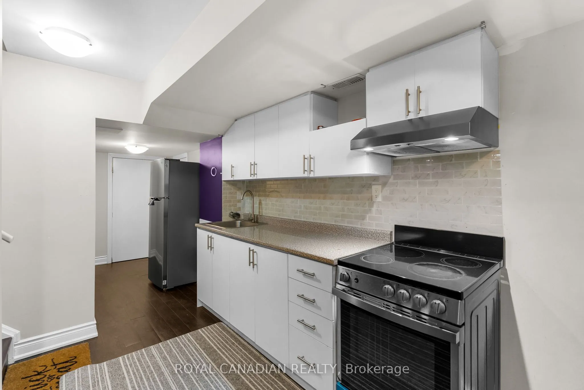 4699 Centretown Way