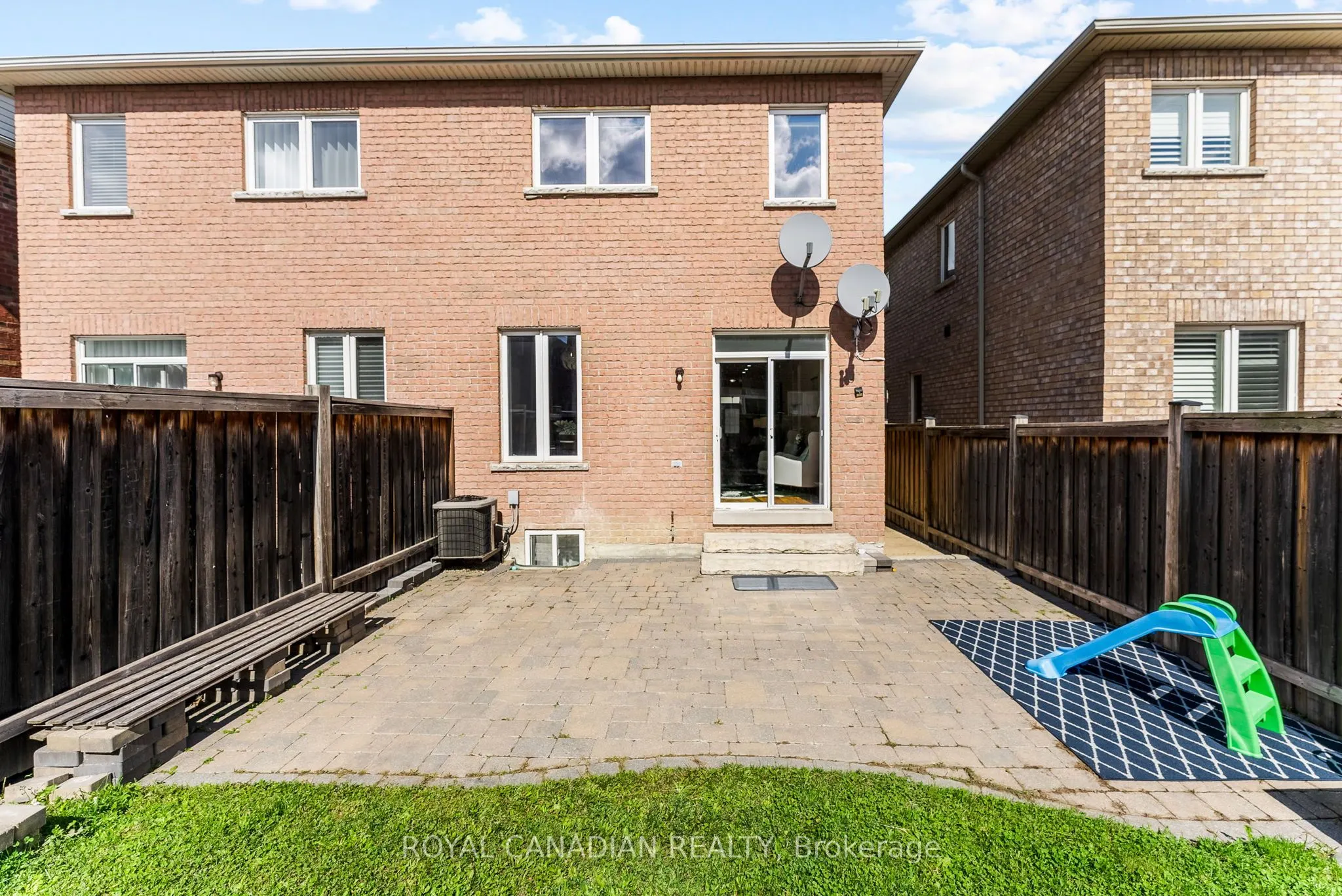 4699 Centretown Way