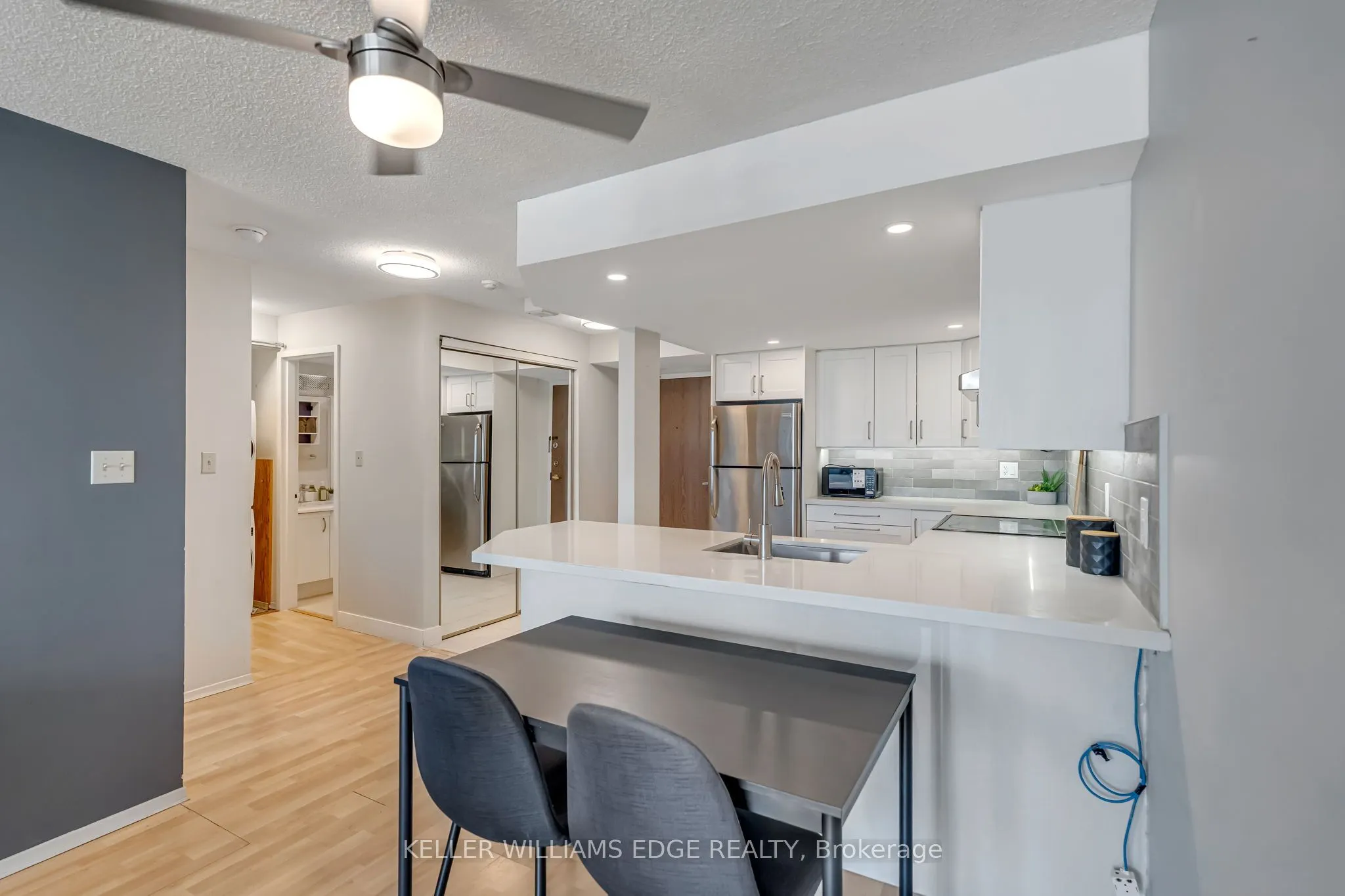 25 Agnes Street, #903