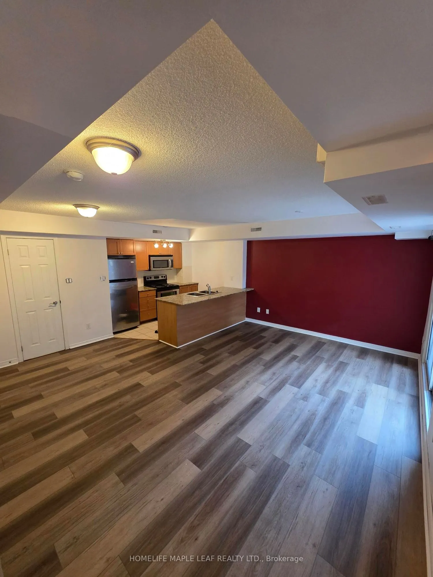 20 Foundry Avenue, #120