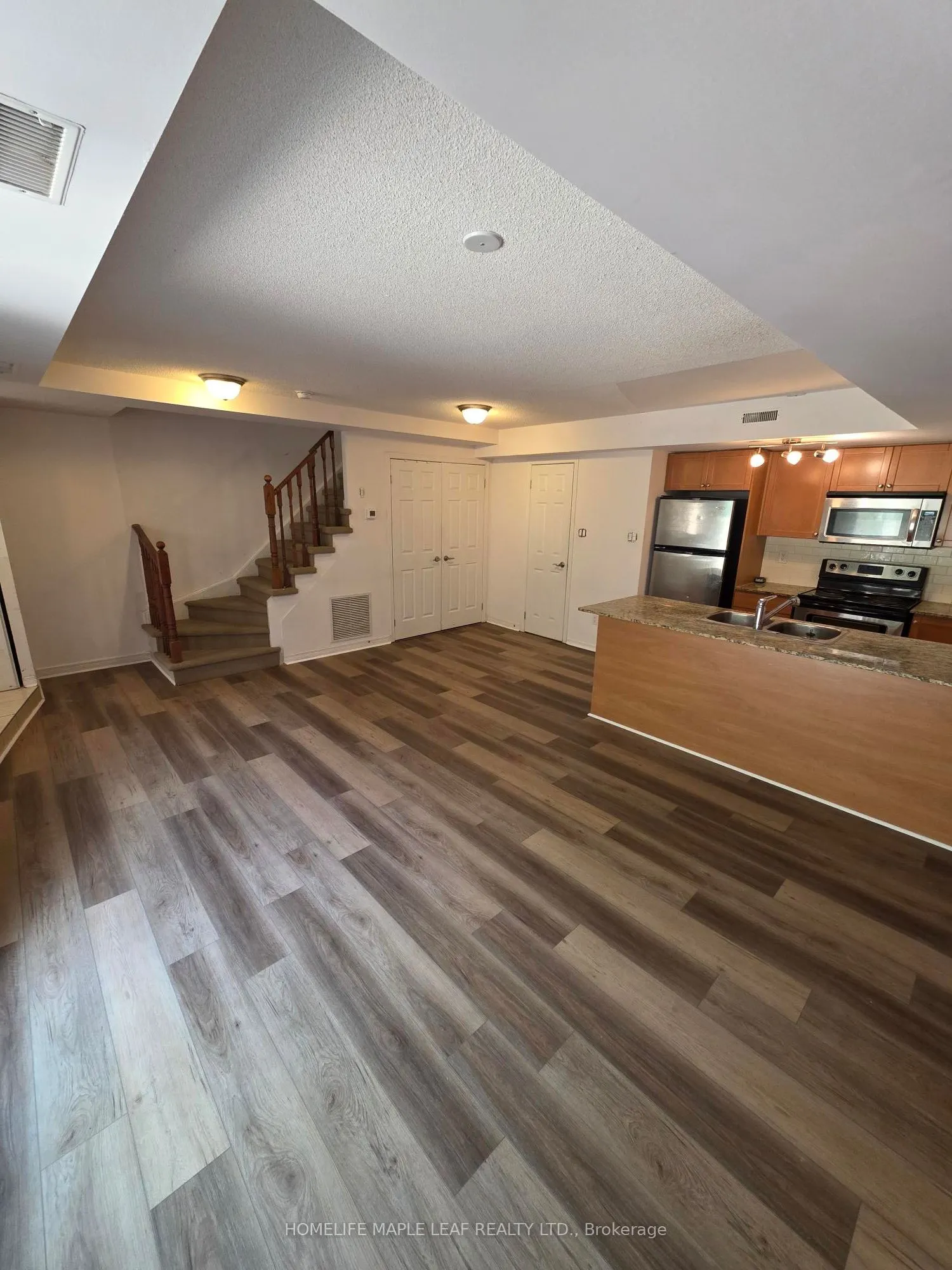 20 Foundry Avenue, #120