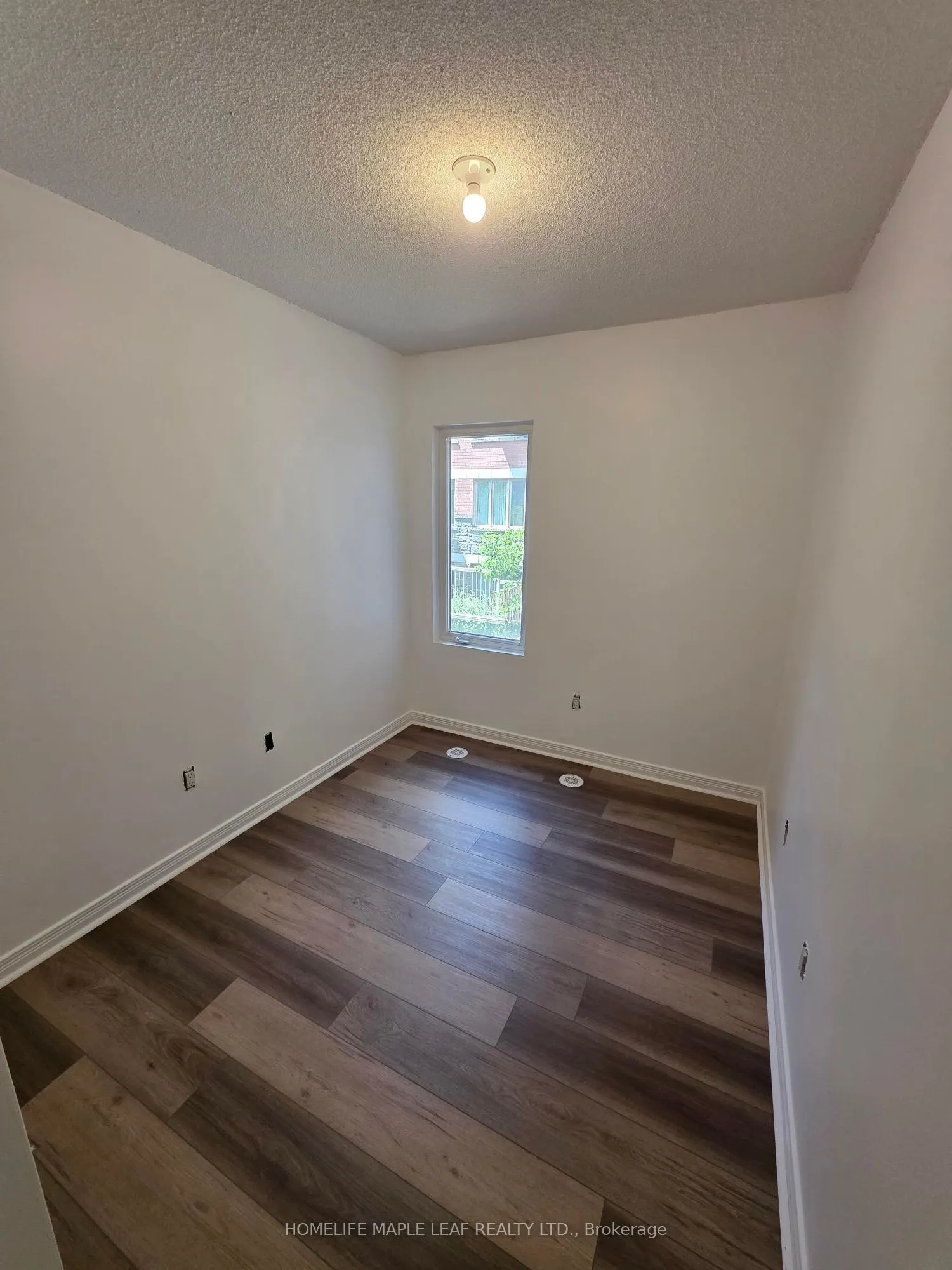 20 Foundry Avenue, #120