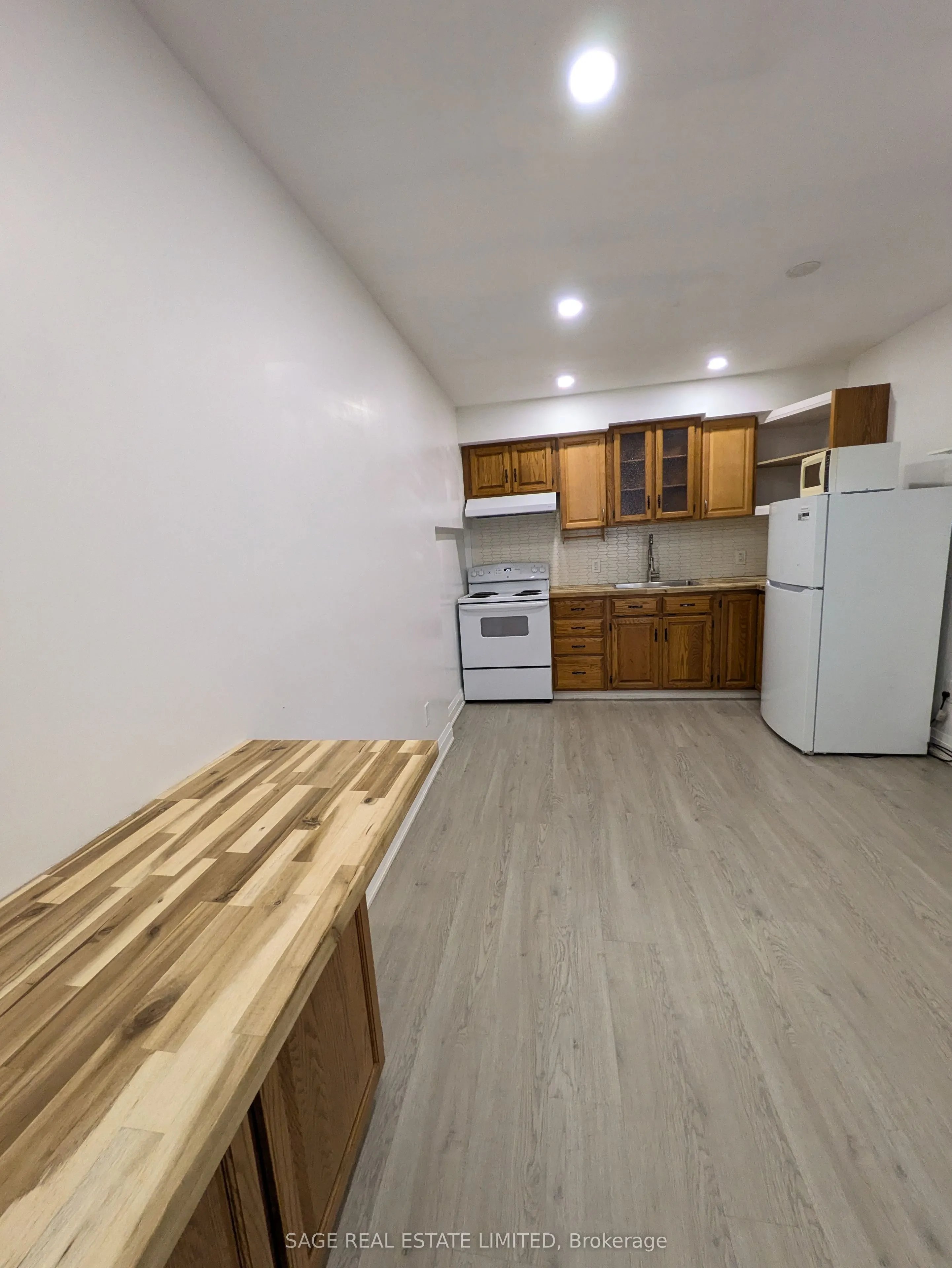 1865 Davenport Road, #1