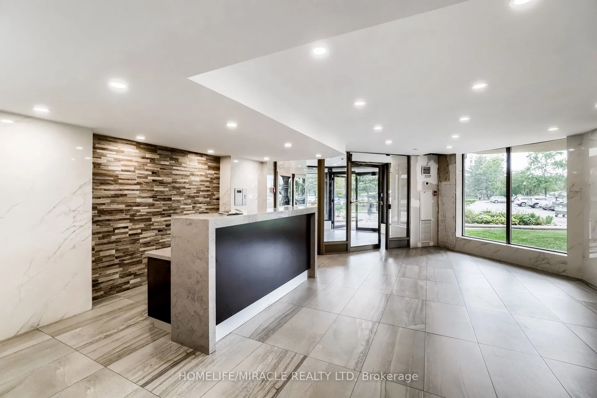 234 Albion Road, #1408