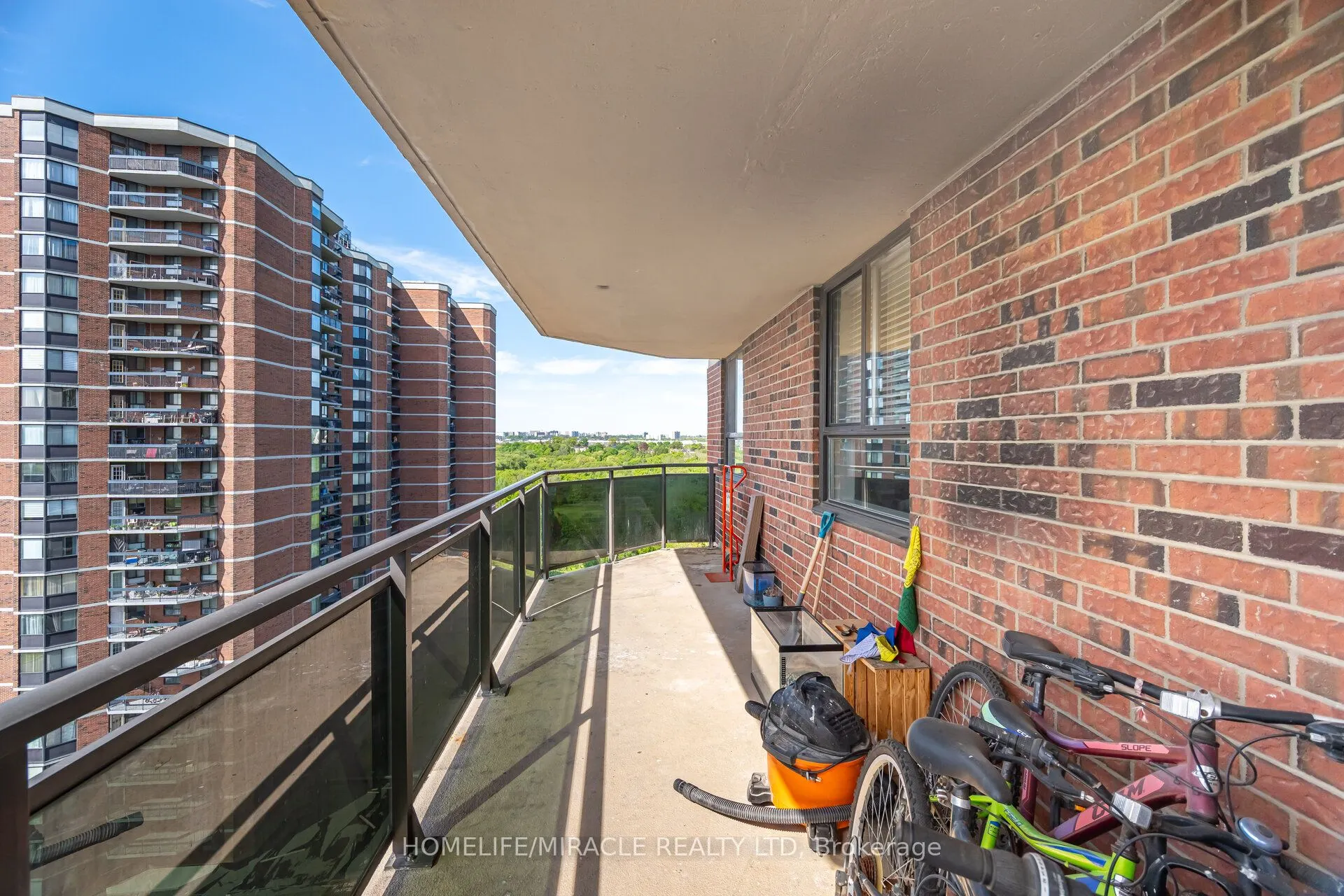 234 Albion Road, #1408