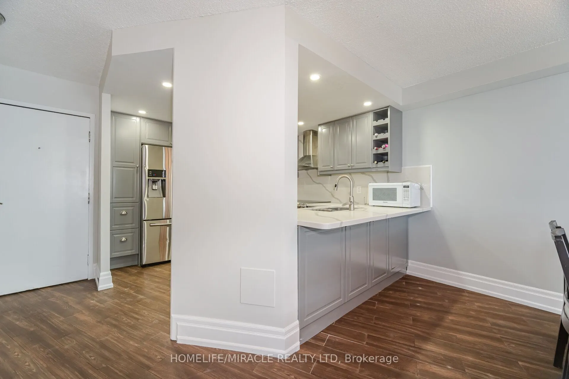 234 Albion Road, #1408