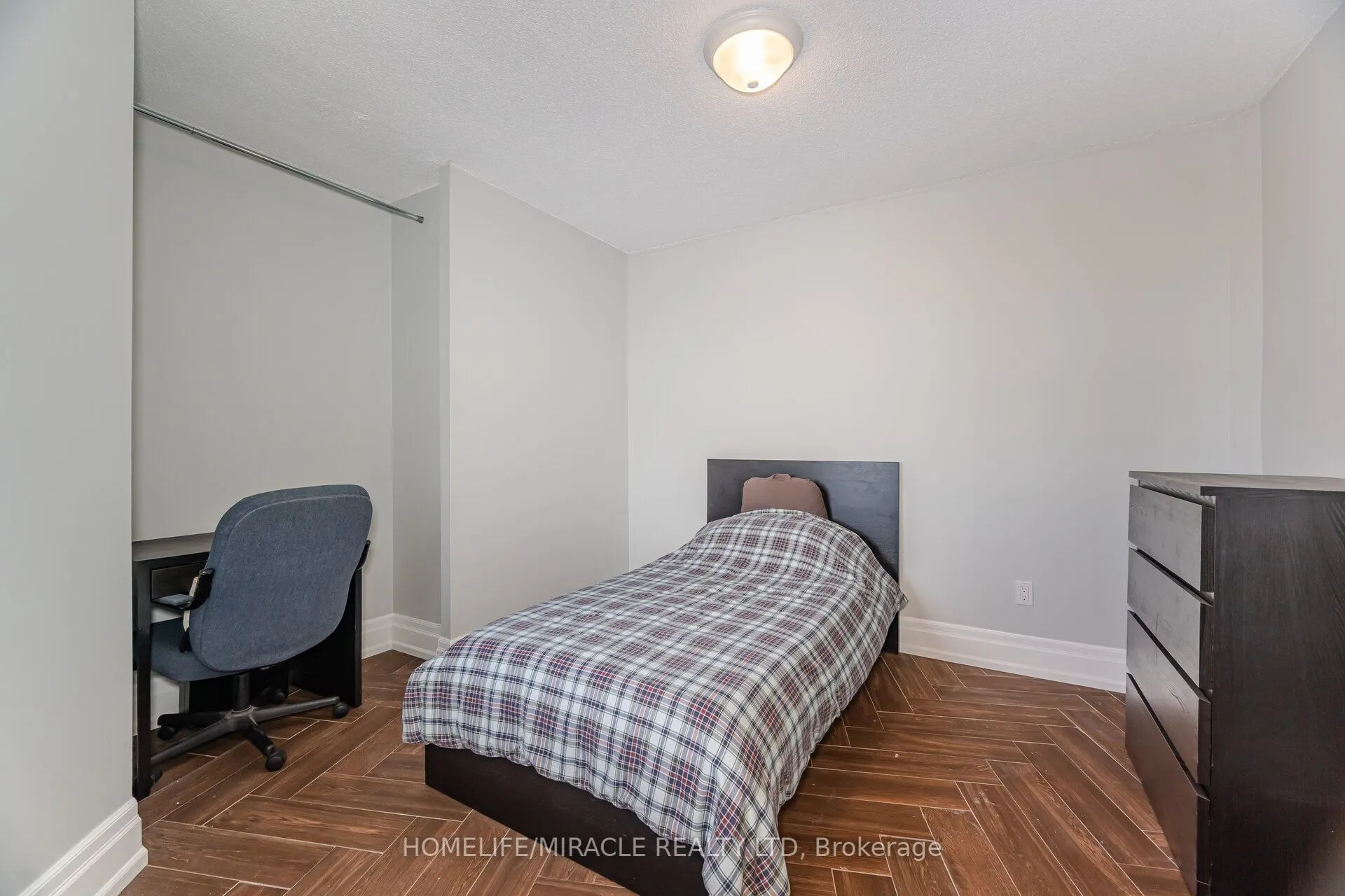 234 Albion Road, #1408