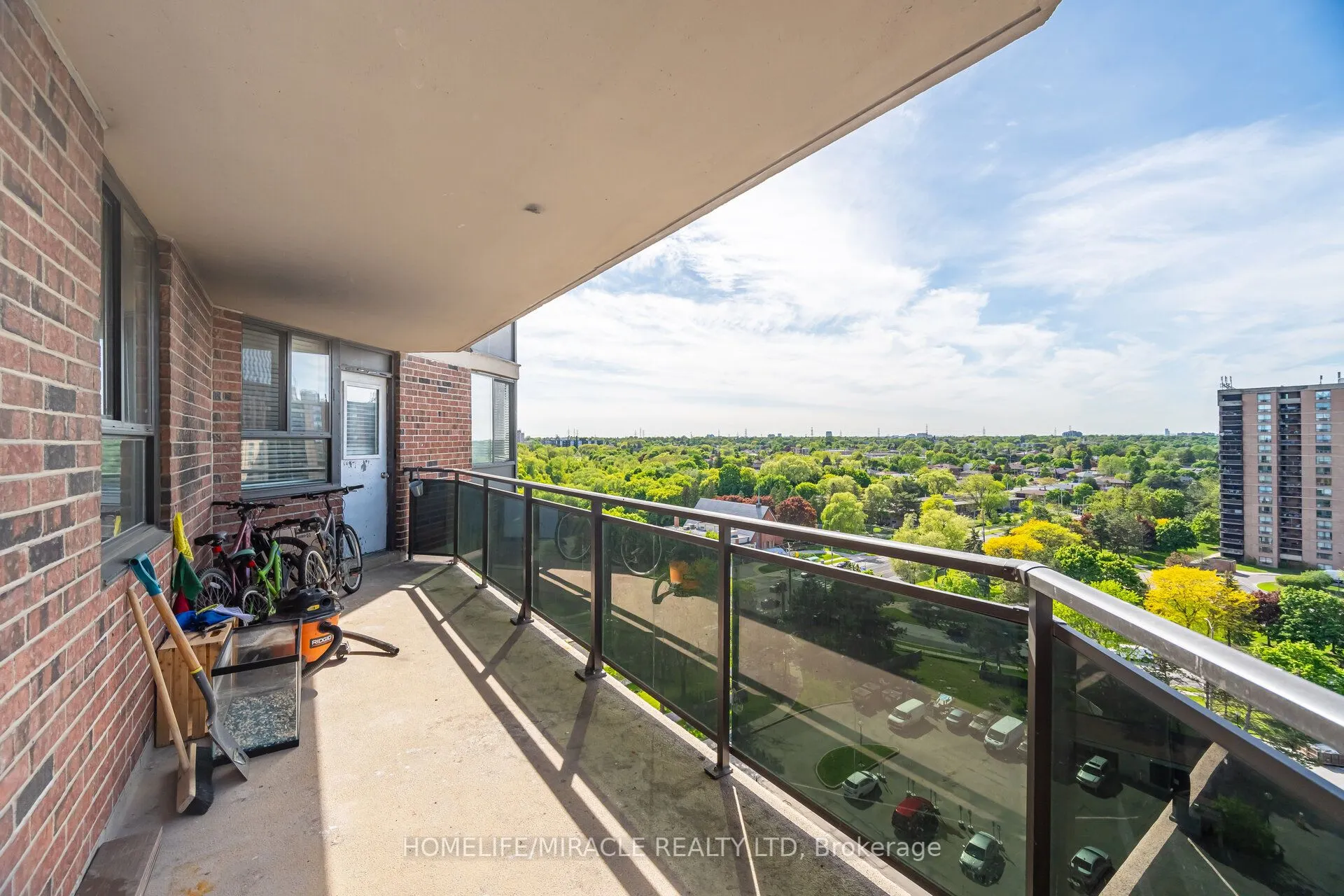 234 Albion Road, #1408