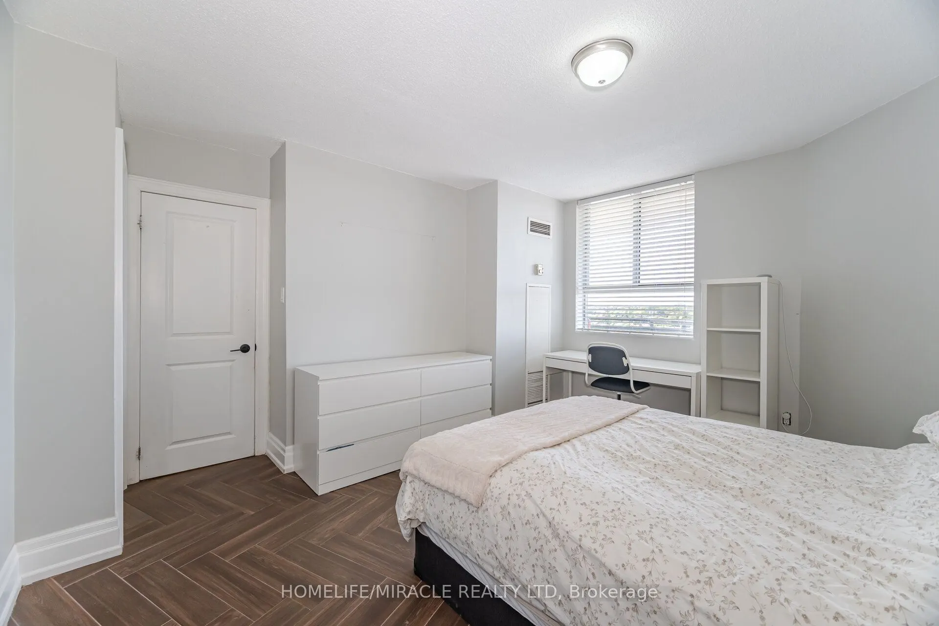 234 Albion Road, #1408