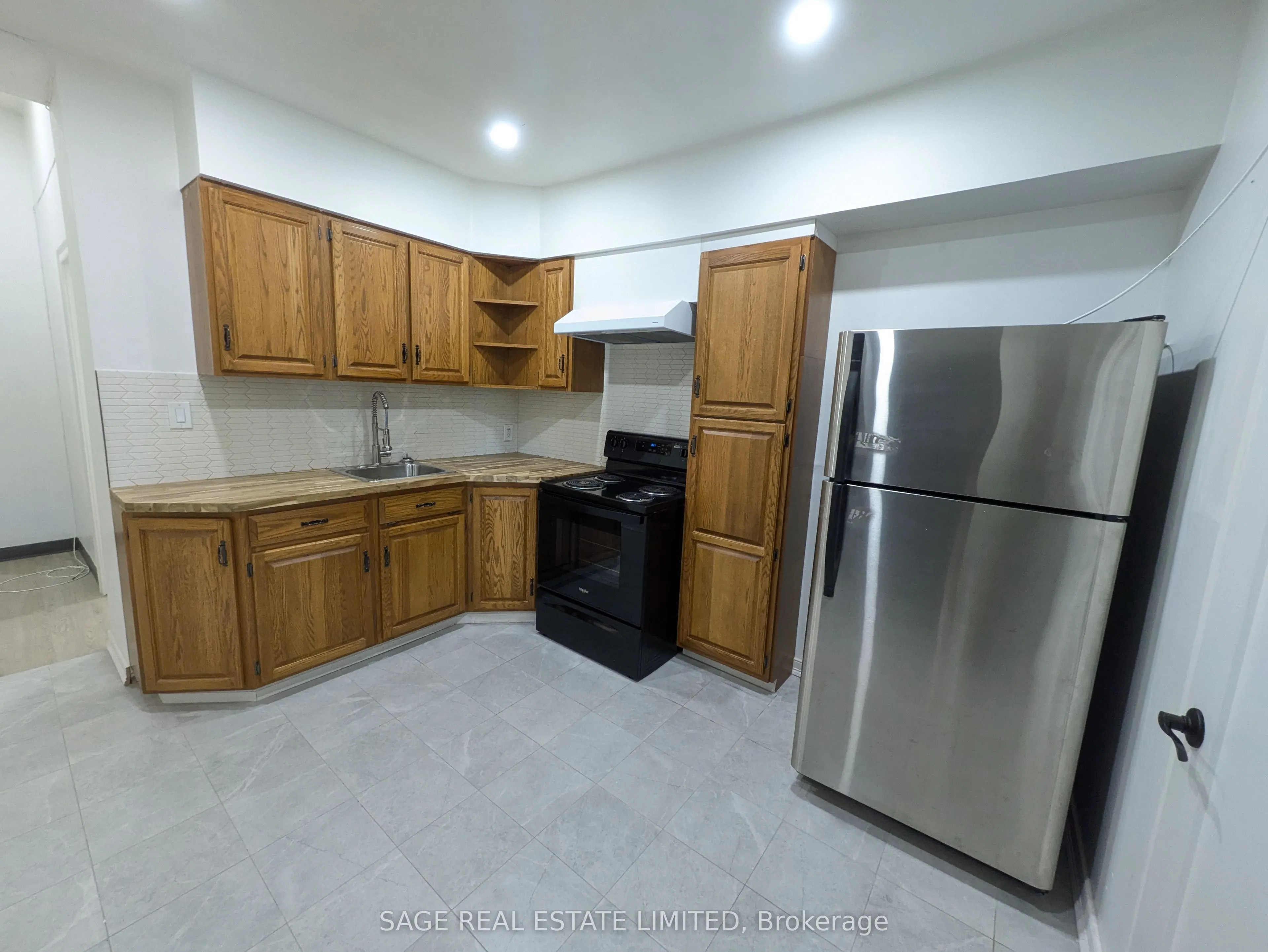 1865 Davenport Road, #3