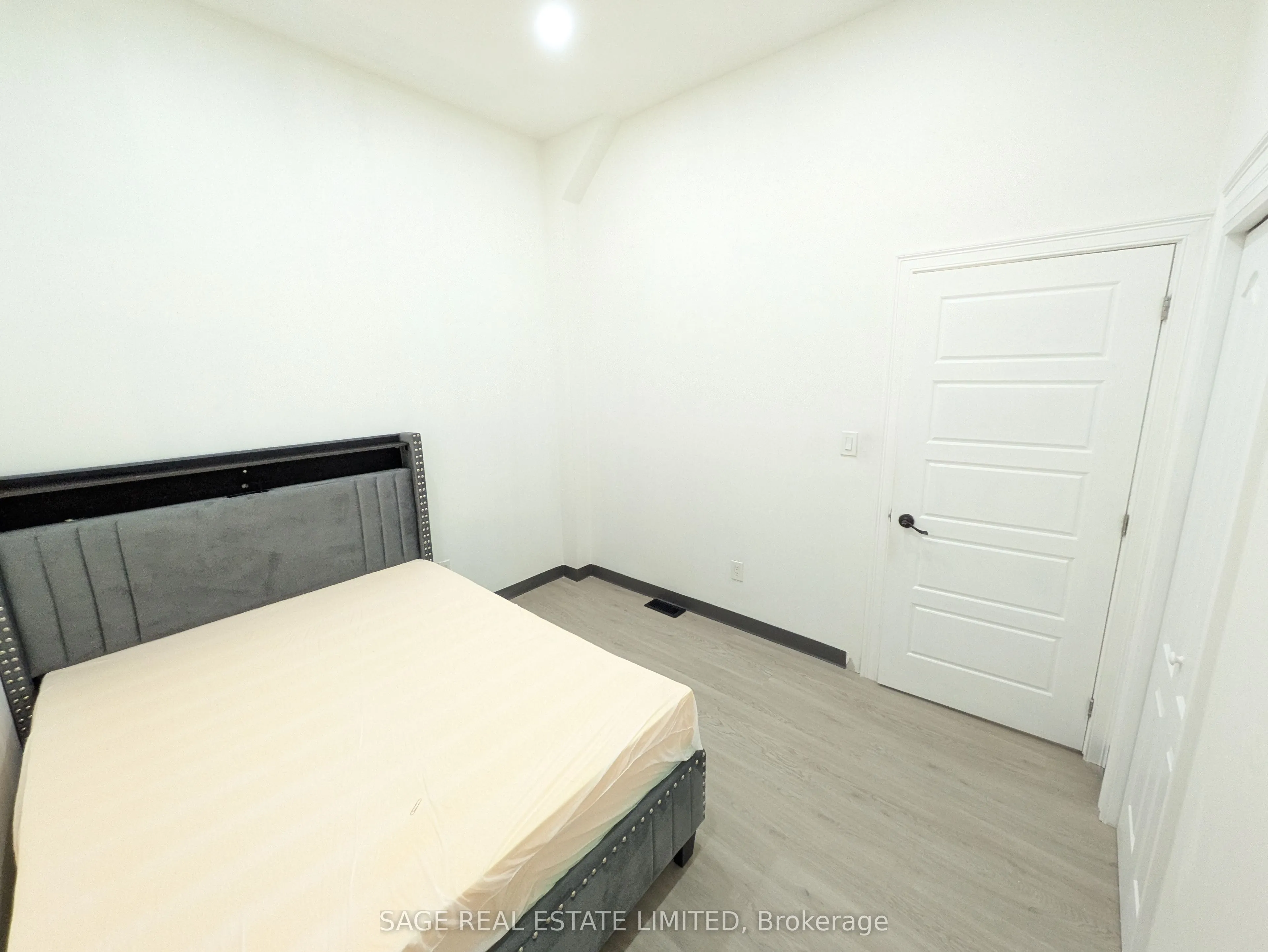 1865 Davenport Road, #3
