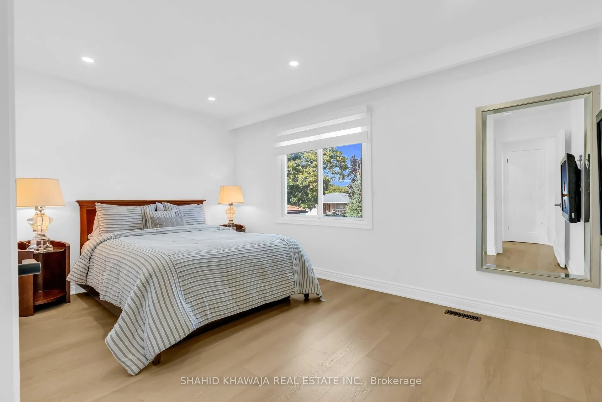 3432 Glorene Court