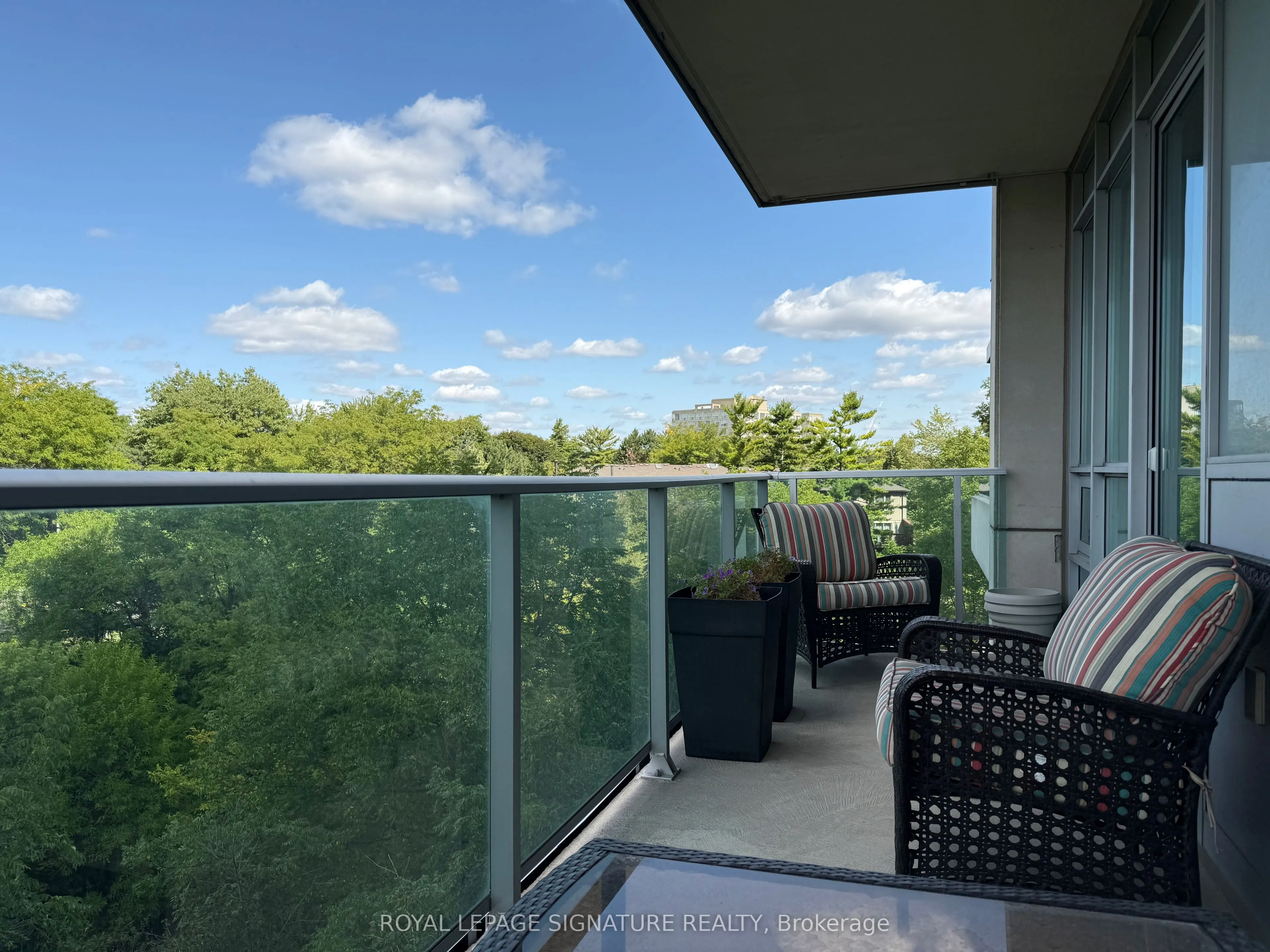 1055 Southdown Road, #404