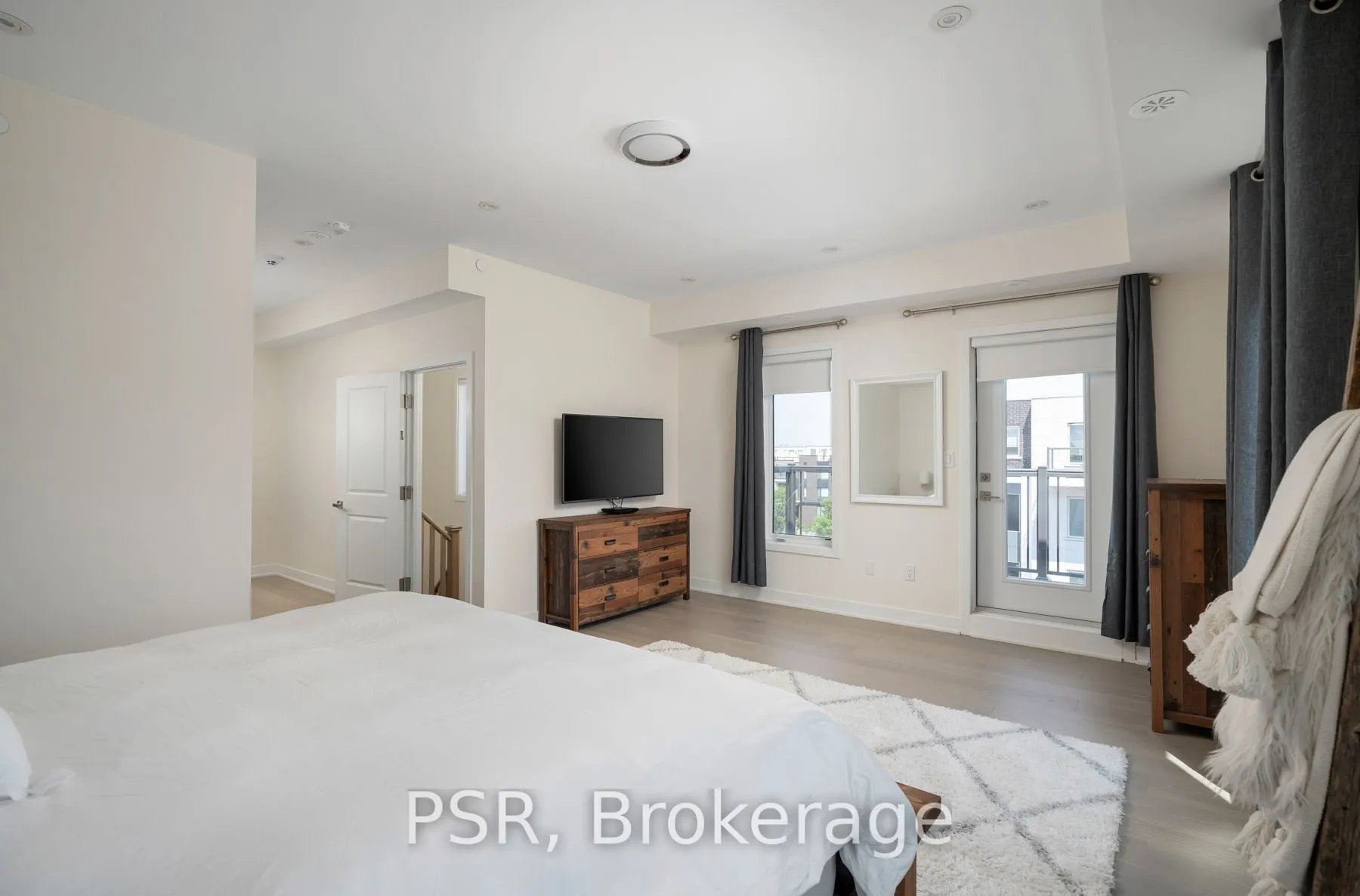 91 Frederick Tisdale Drive E