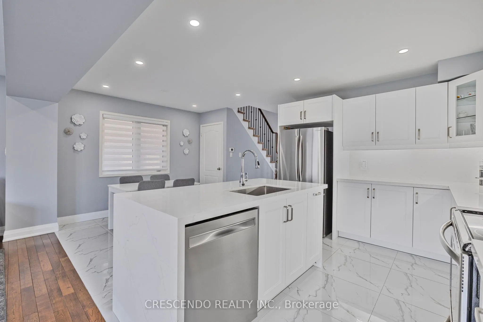 42 Napoleon Crescent