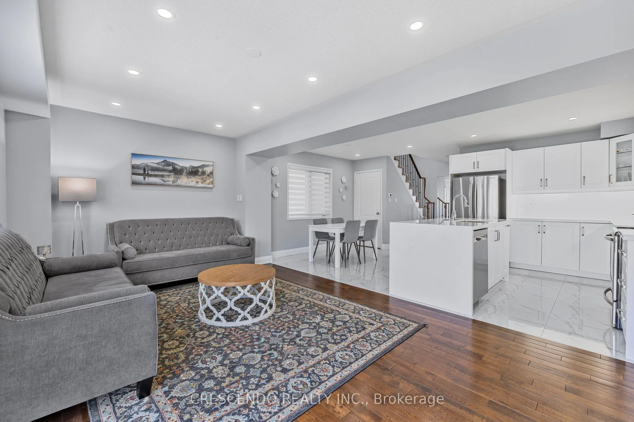 42 Napoleon Crescent