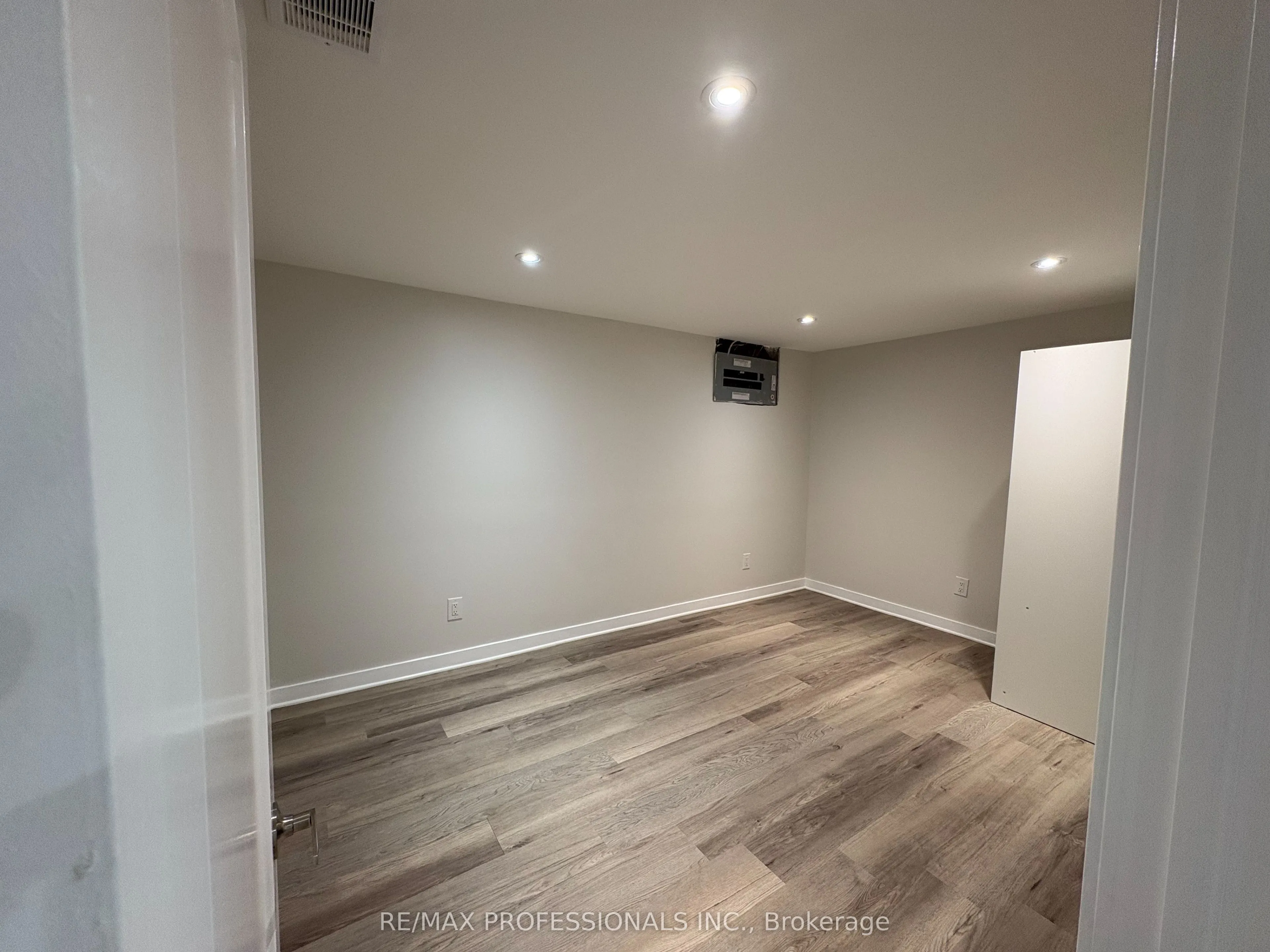 130 Duncanwood Drive, #BASEMENT