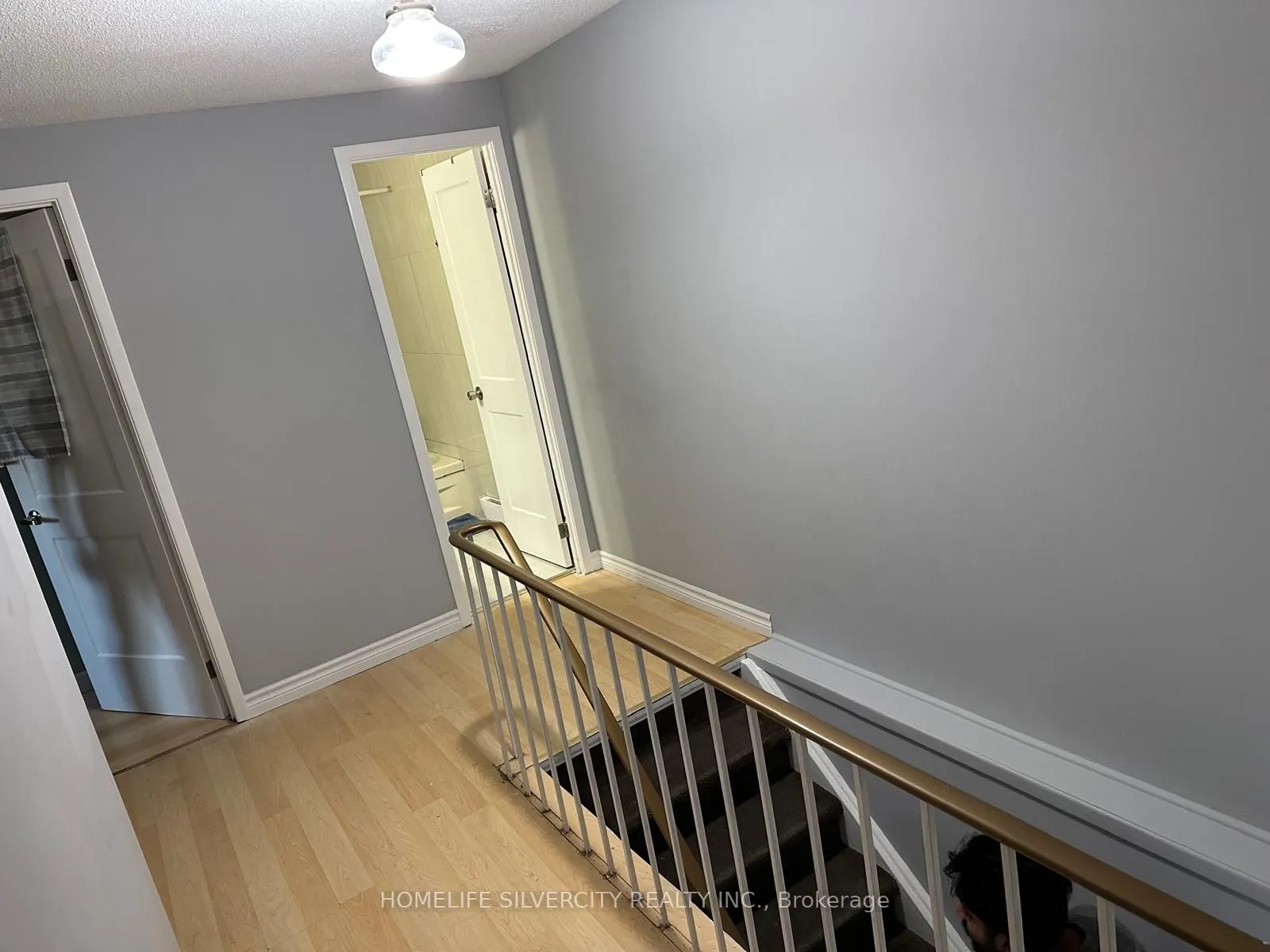 8 Golden Gate Drive