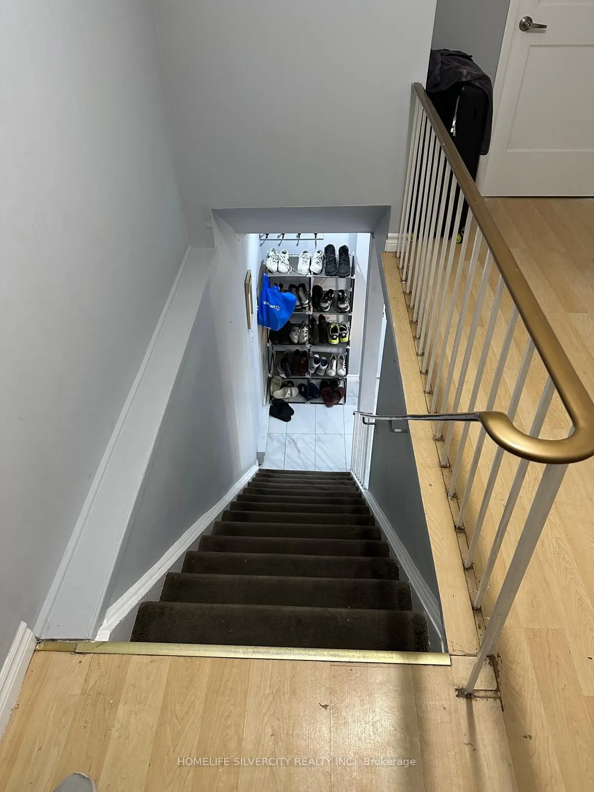 8 Golden Gate Drive