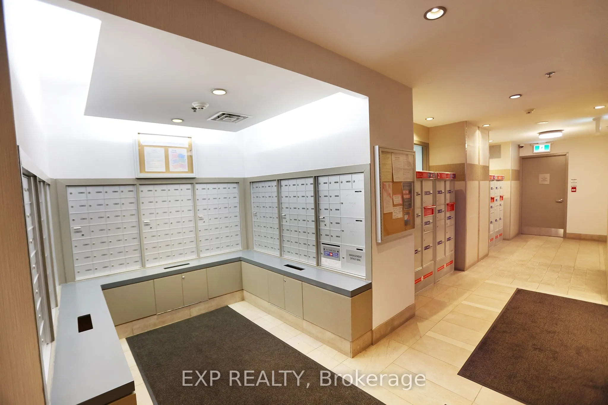 1055 Southdown Road, #PH01