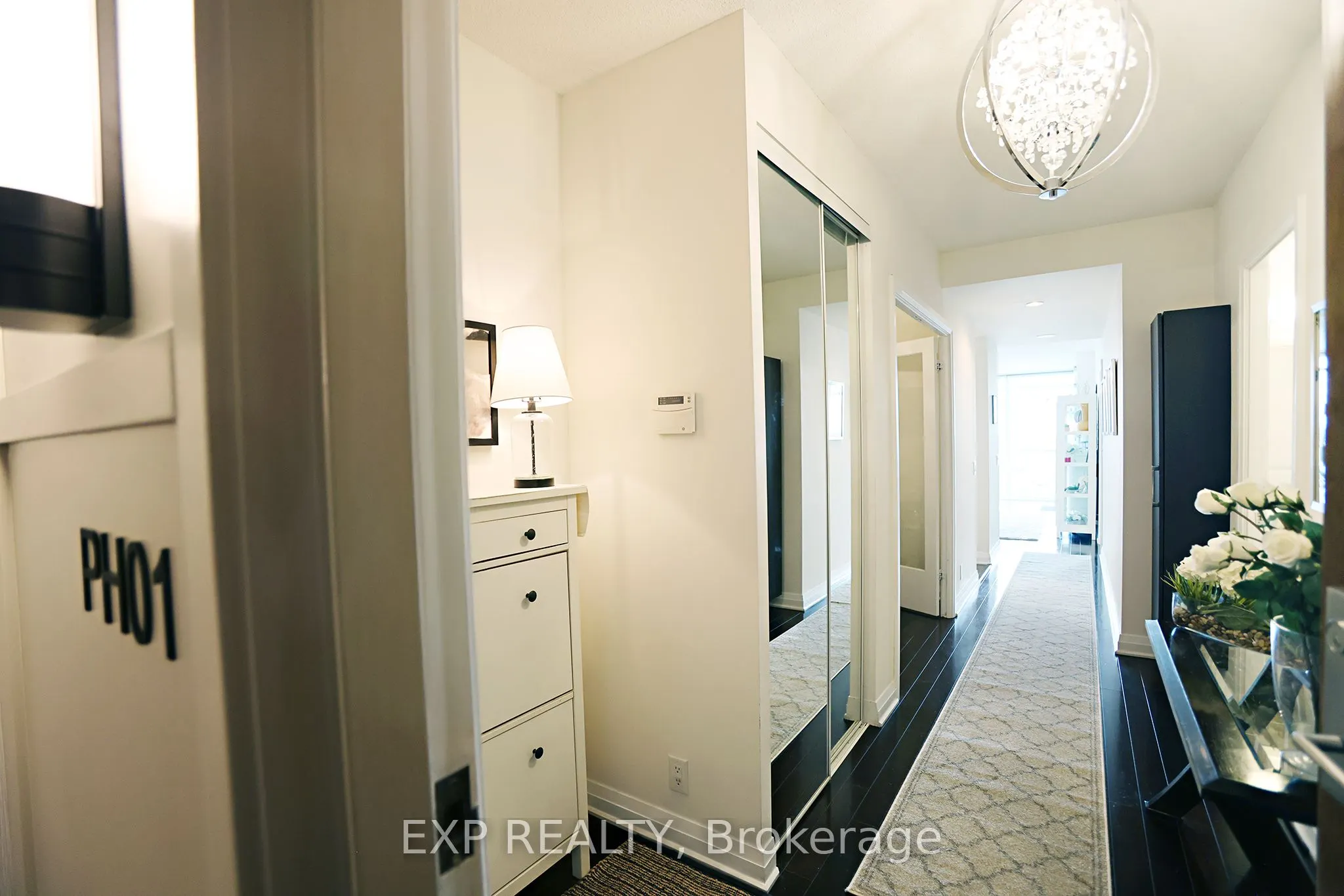1055 Southdown Road, #PH01