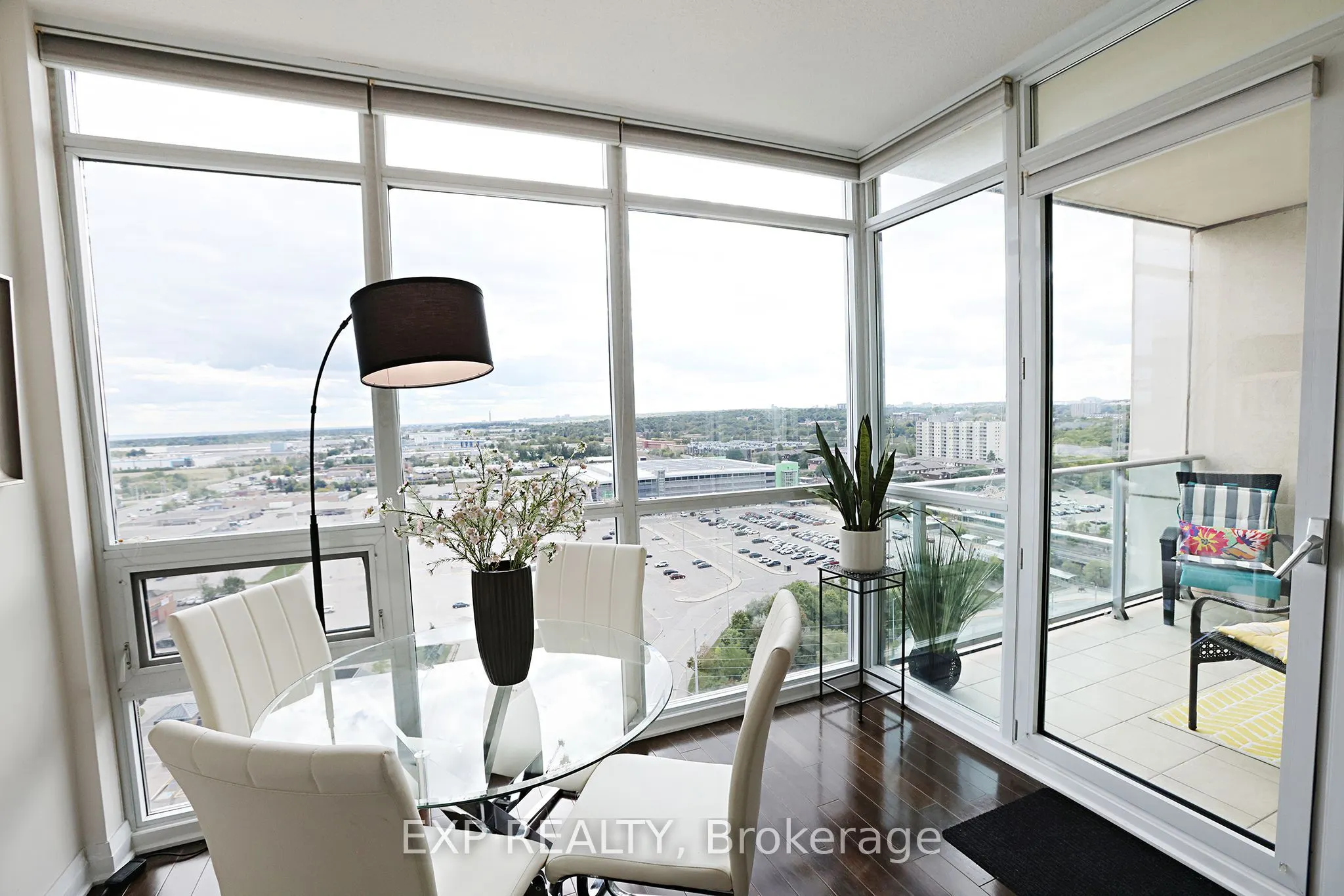 1055 Southdown Road, #PH01