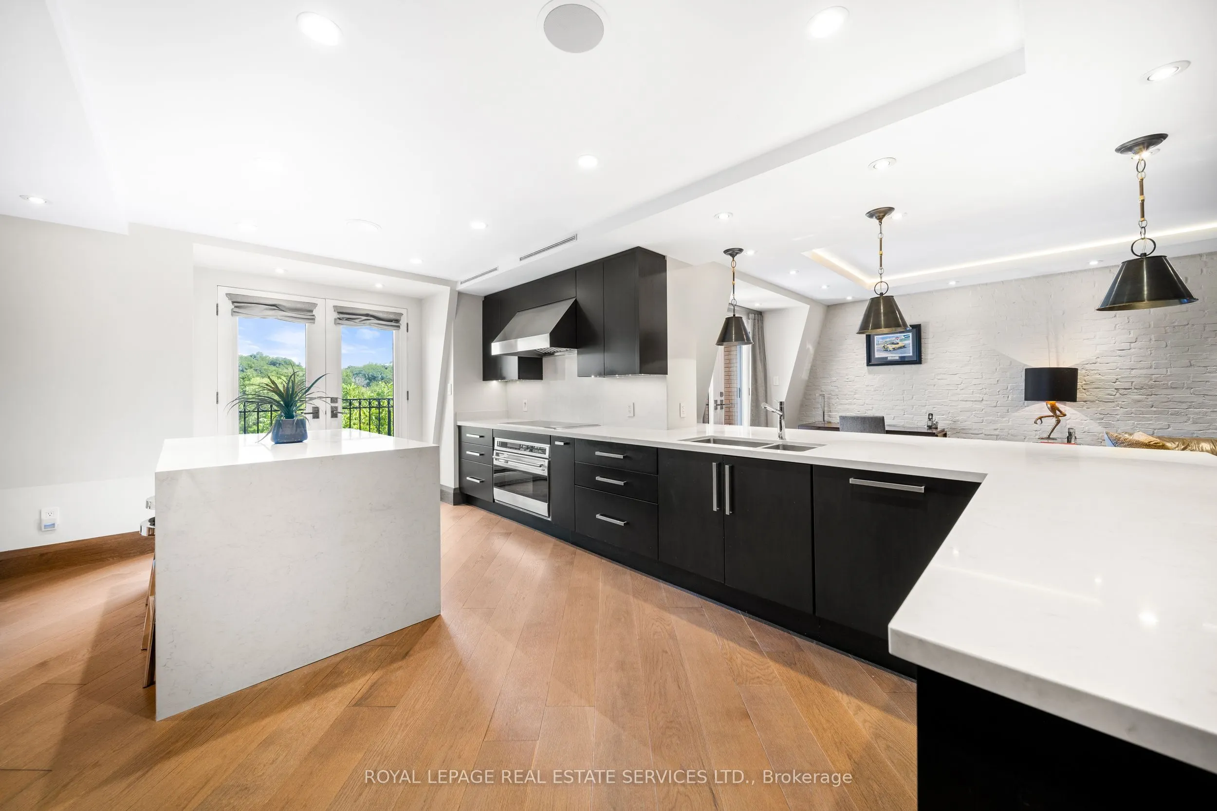 50 Old Mill Road, #501
