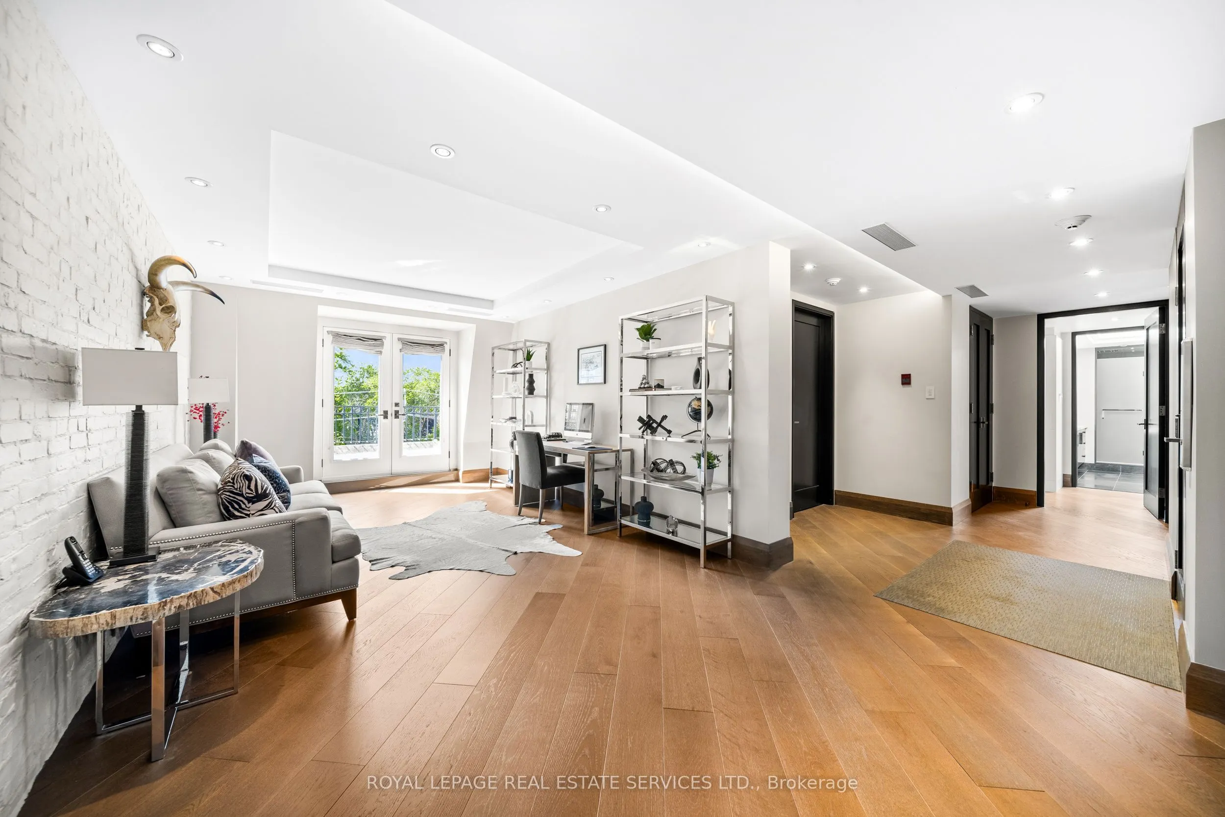 50 Old Mill Road, #501