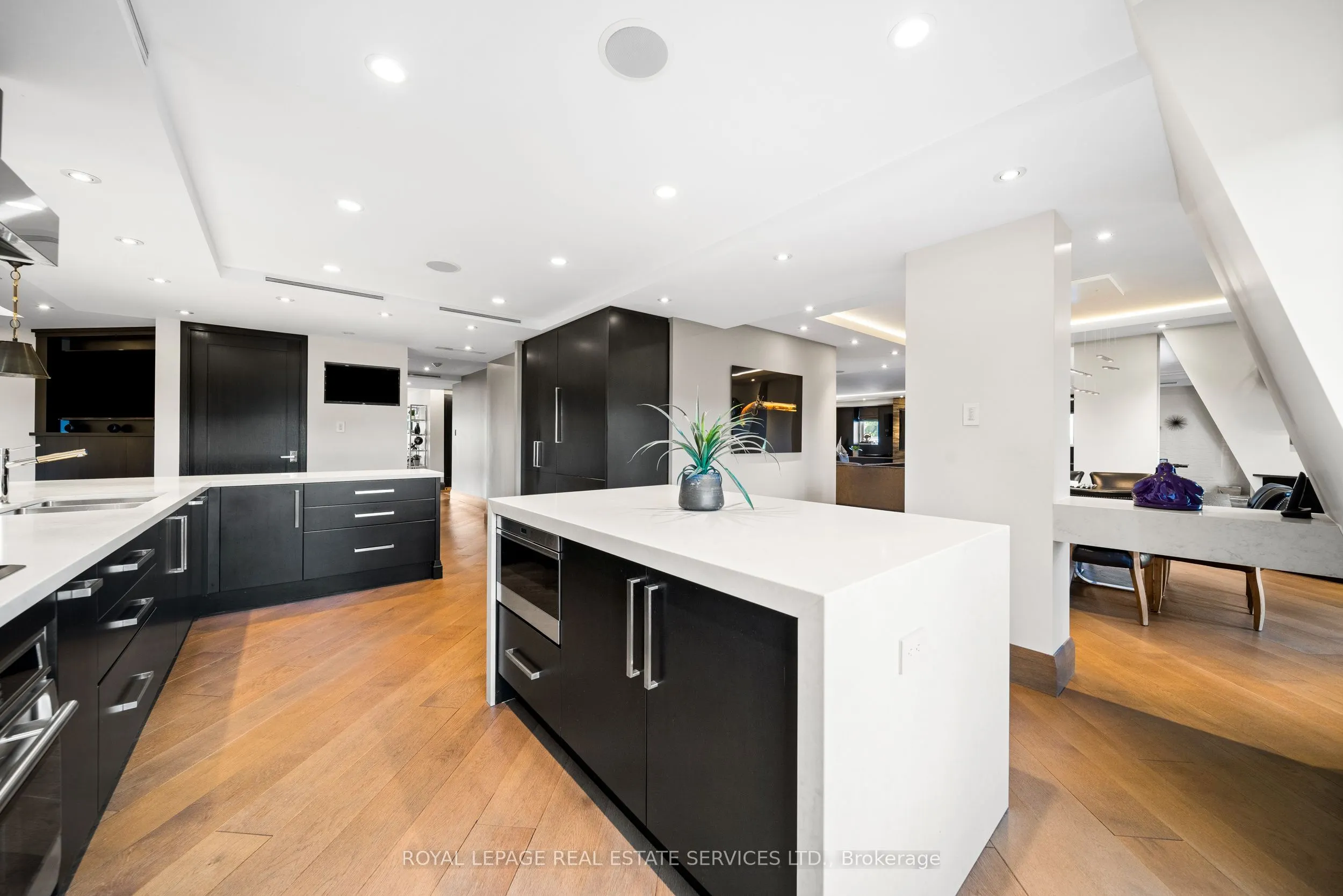 50 Old Mill Road, #501