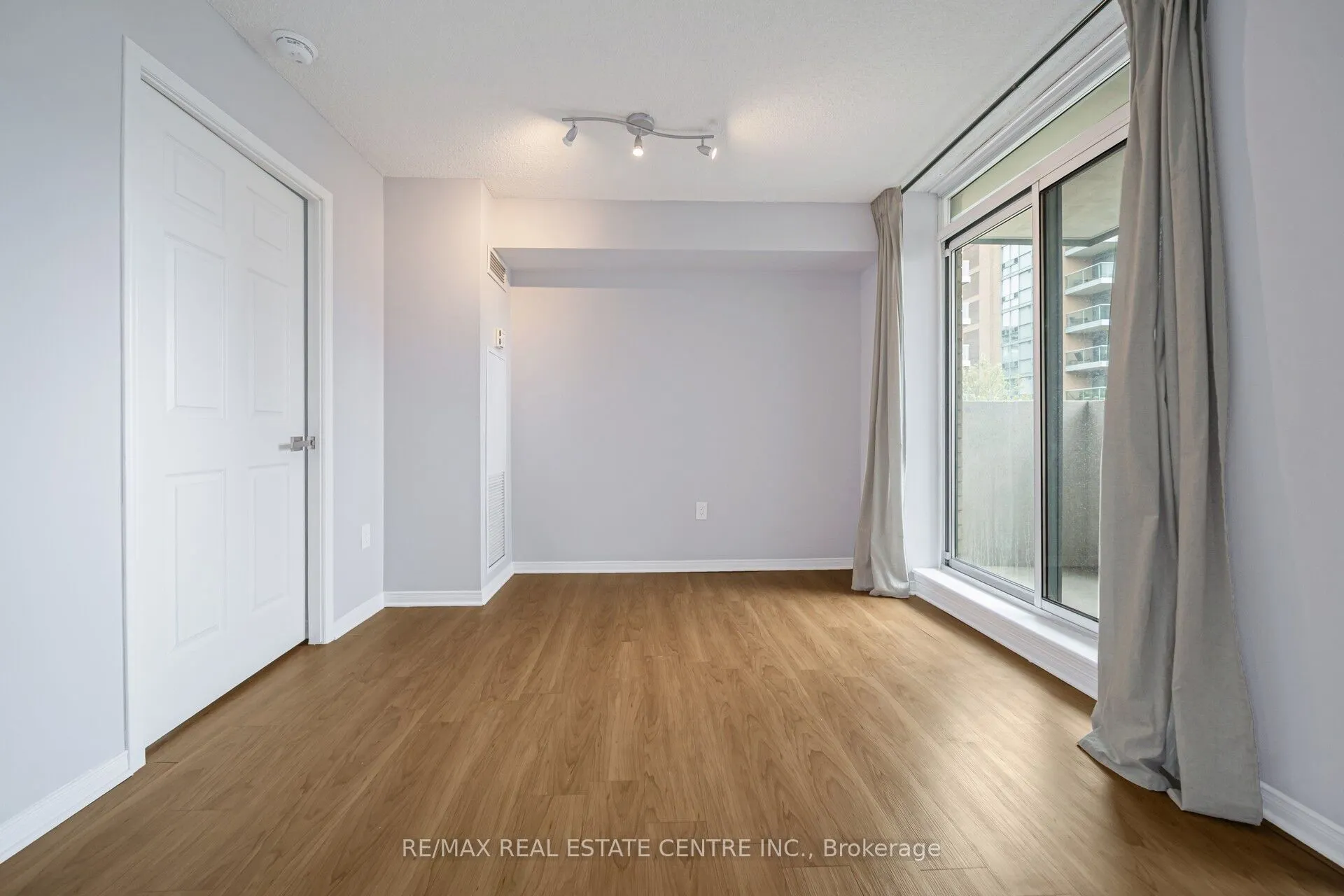 17 Michael Power Place, #505