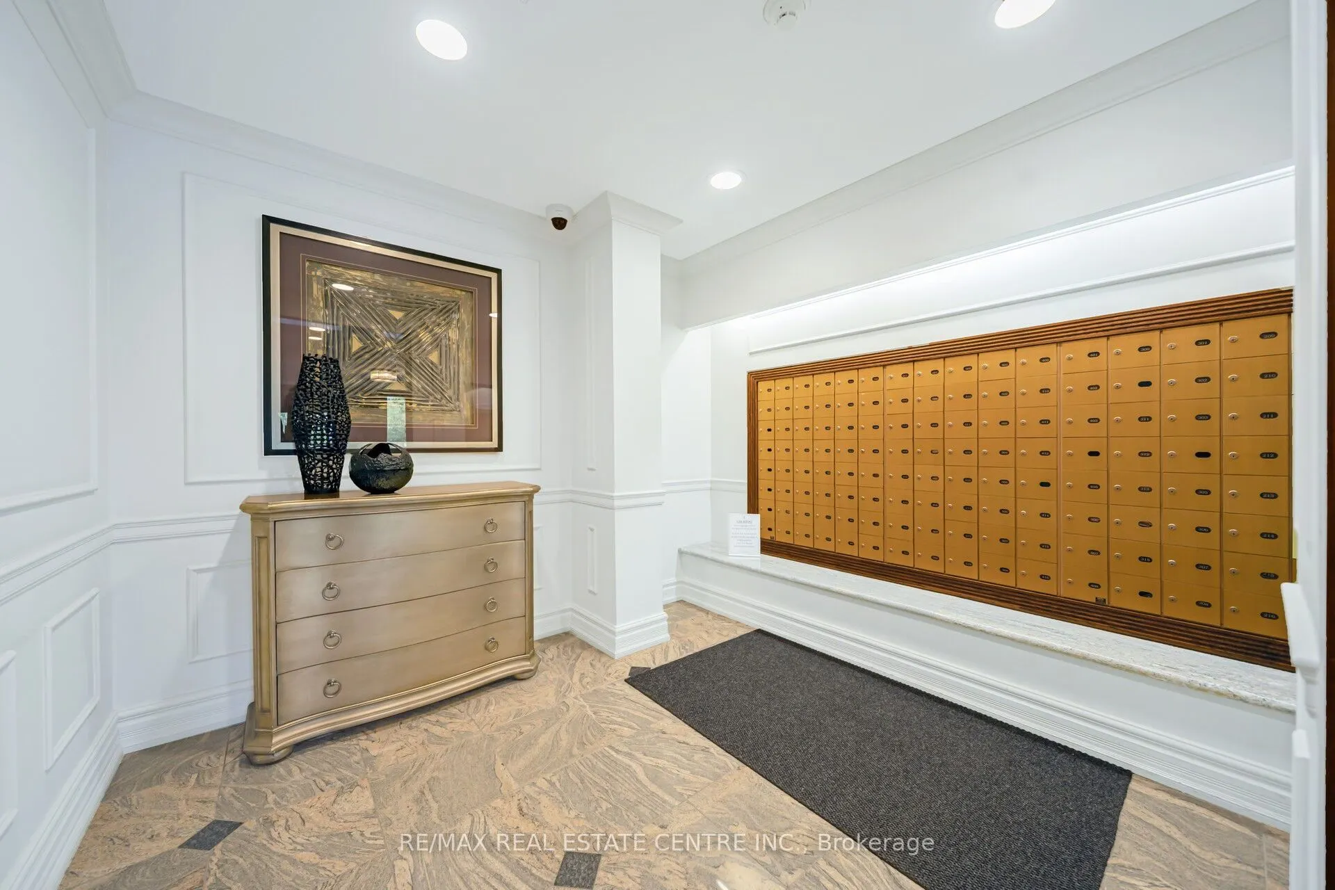 17 Michael Power Place, #505