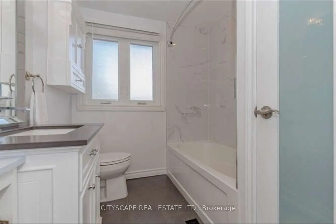 152 Kenwood Avenue, #50