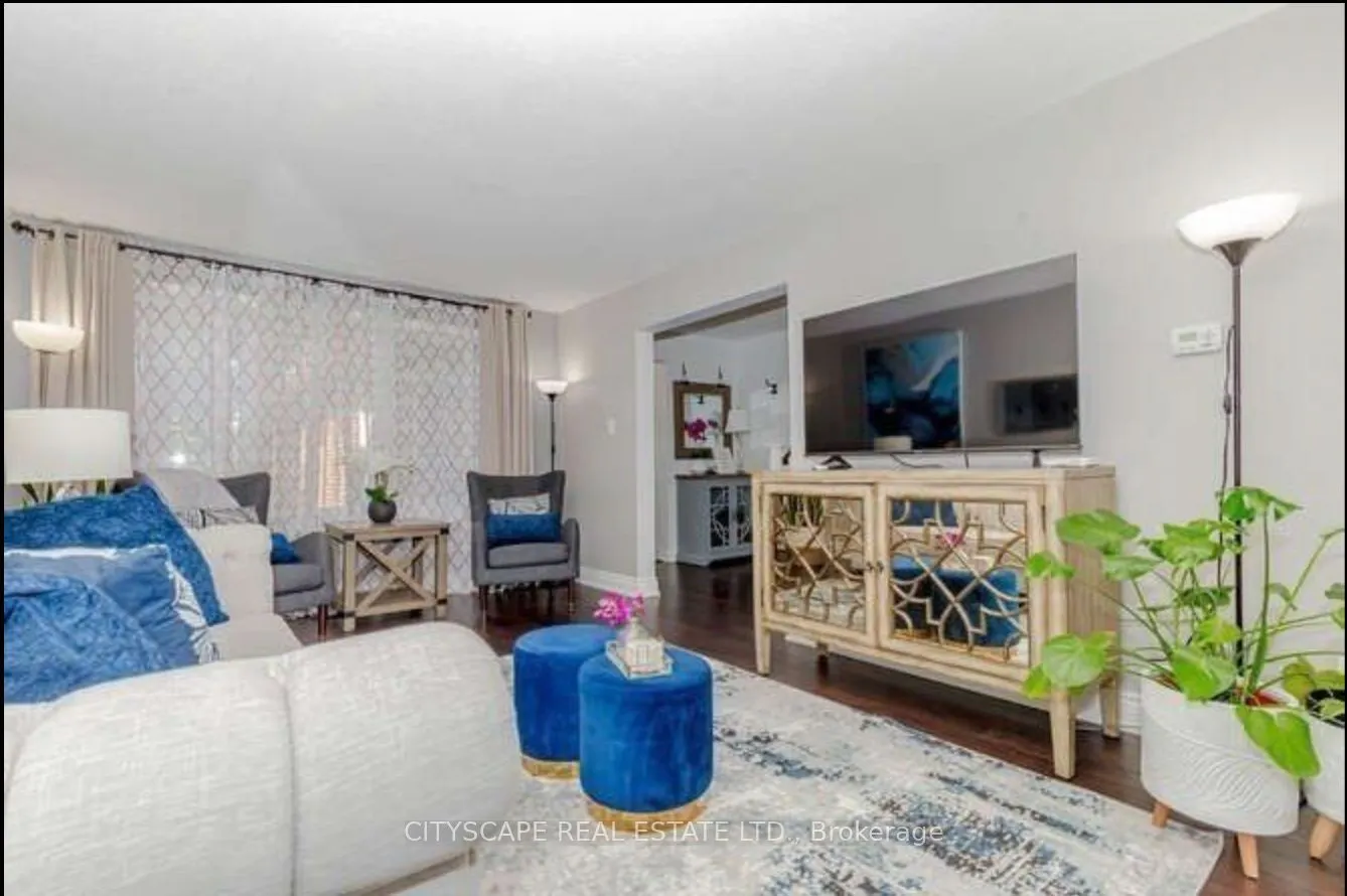 152 Kenwood Avenue, #50