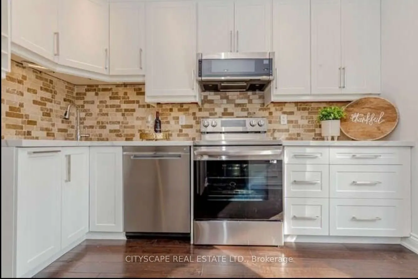 152 Kenwood Avenue, #50