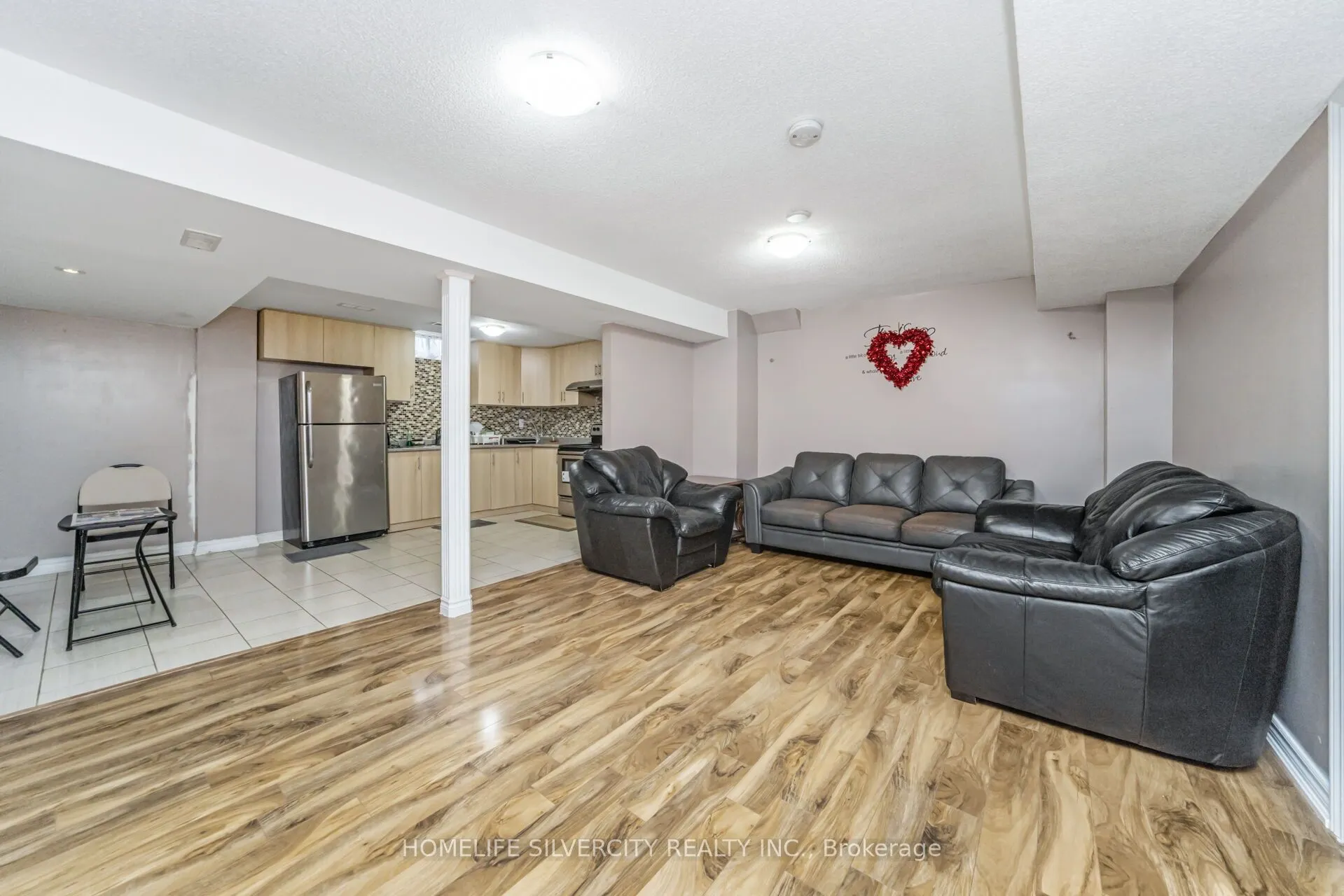 17 Siesta Court
