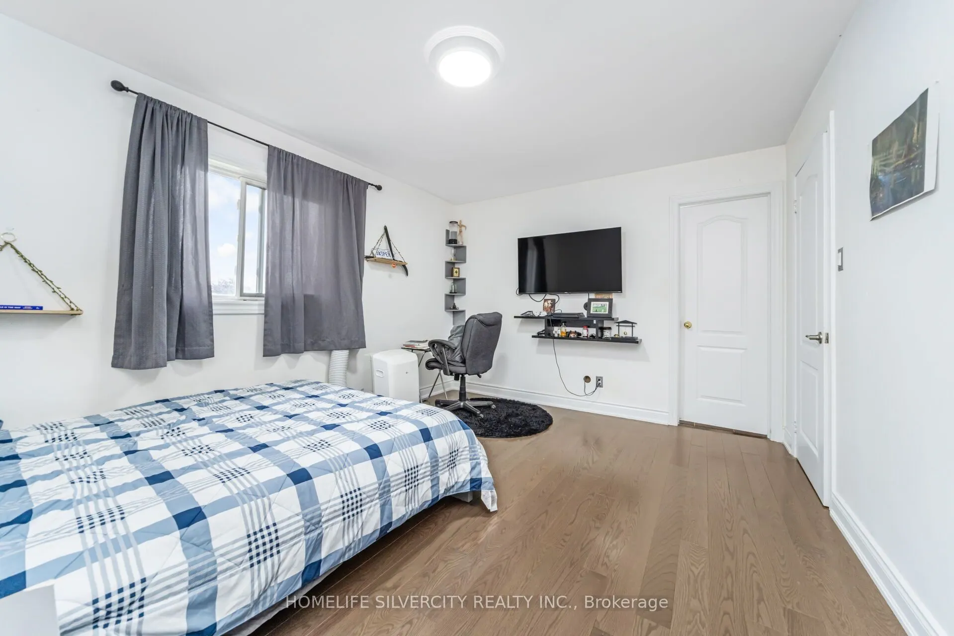 17 Siesta Court