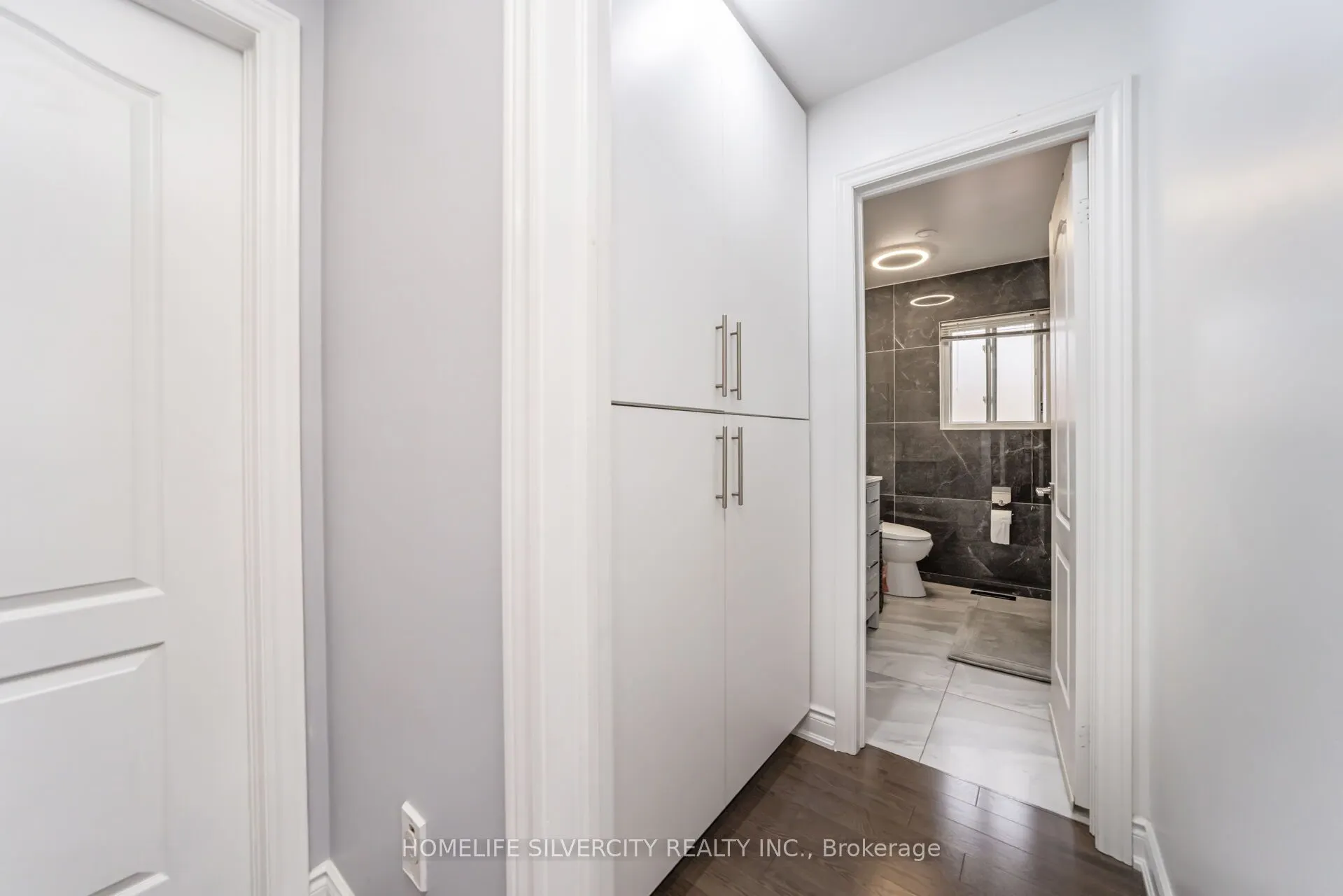 17 Siesta Court