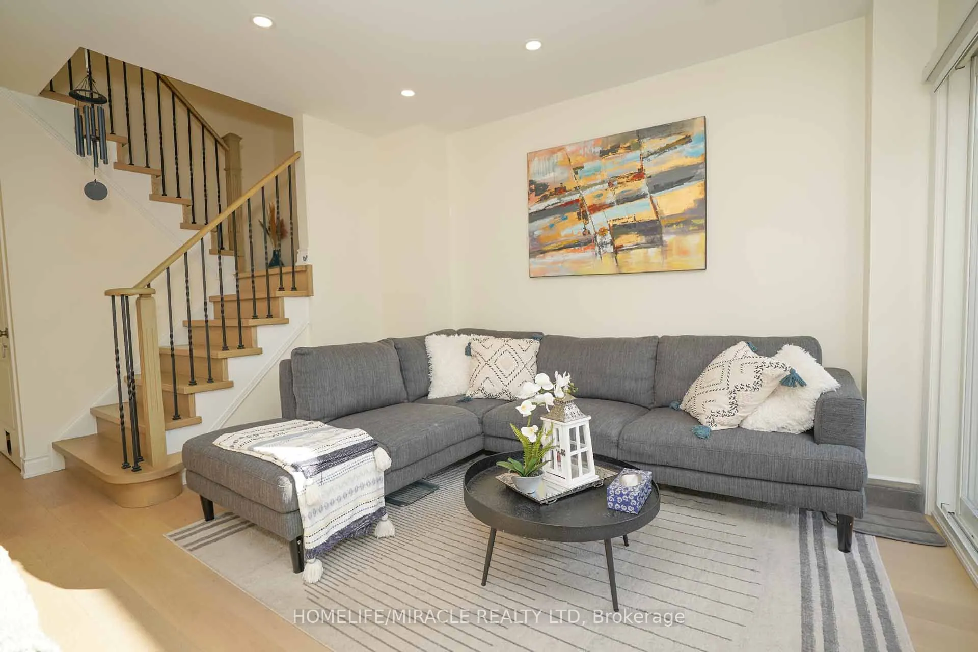 40 Gardenia Way